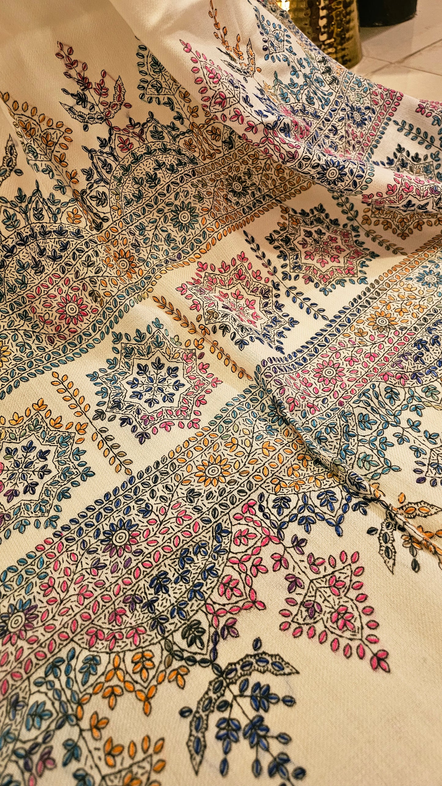 Beena shawl