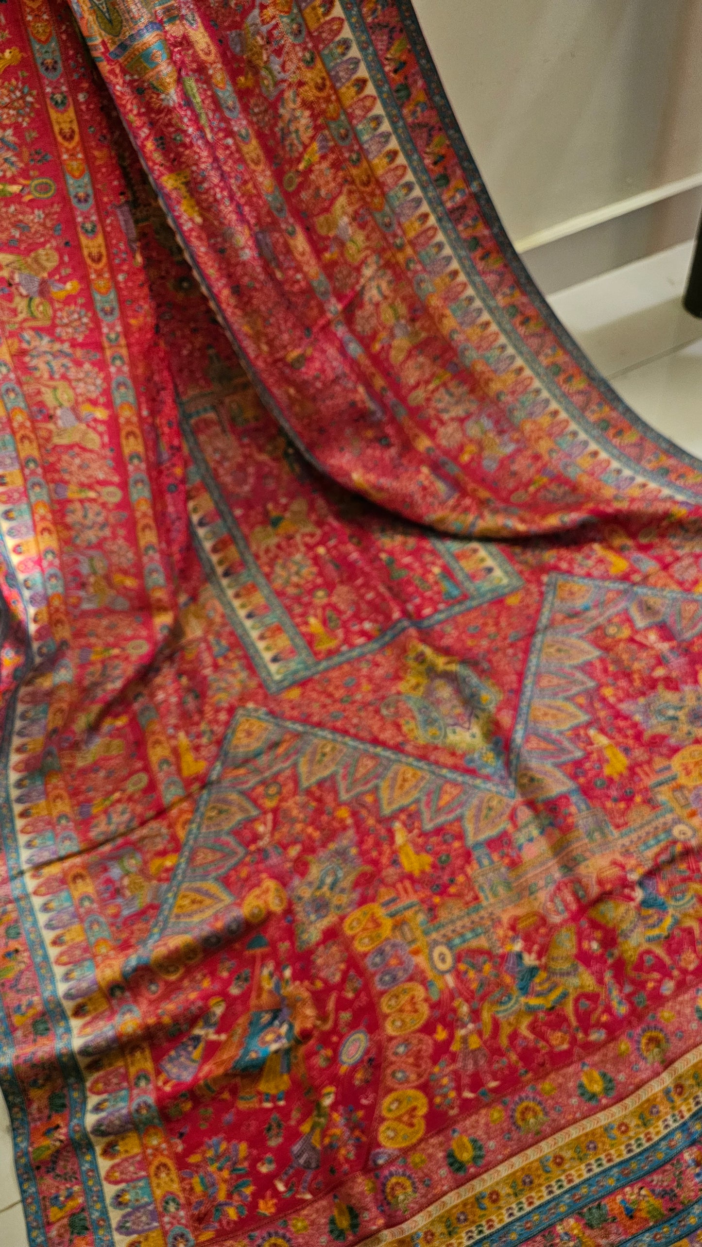 Meenakari pink Shawl: silk