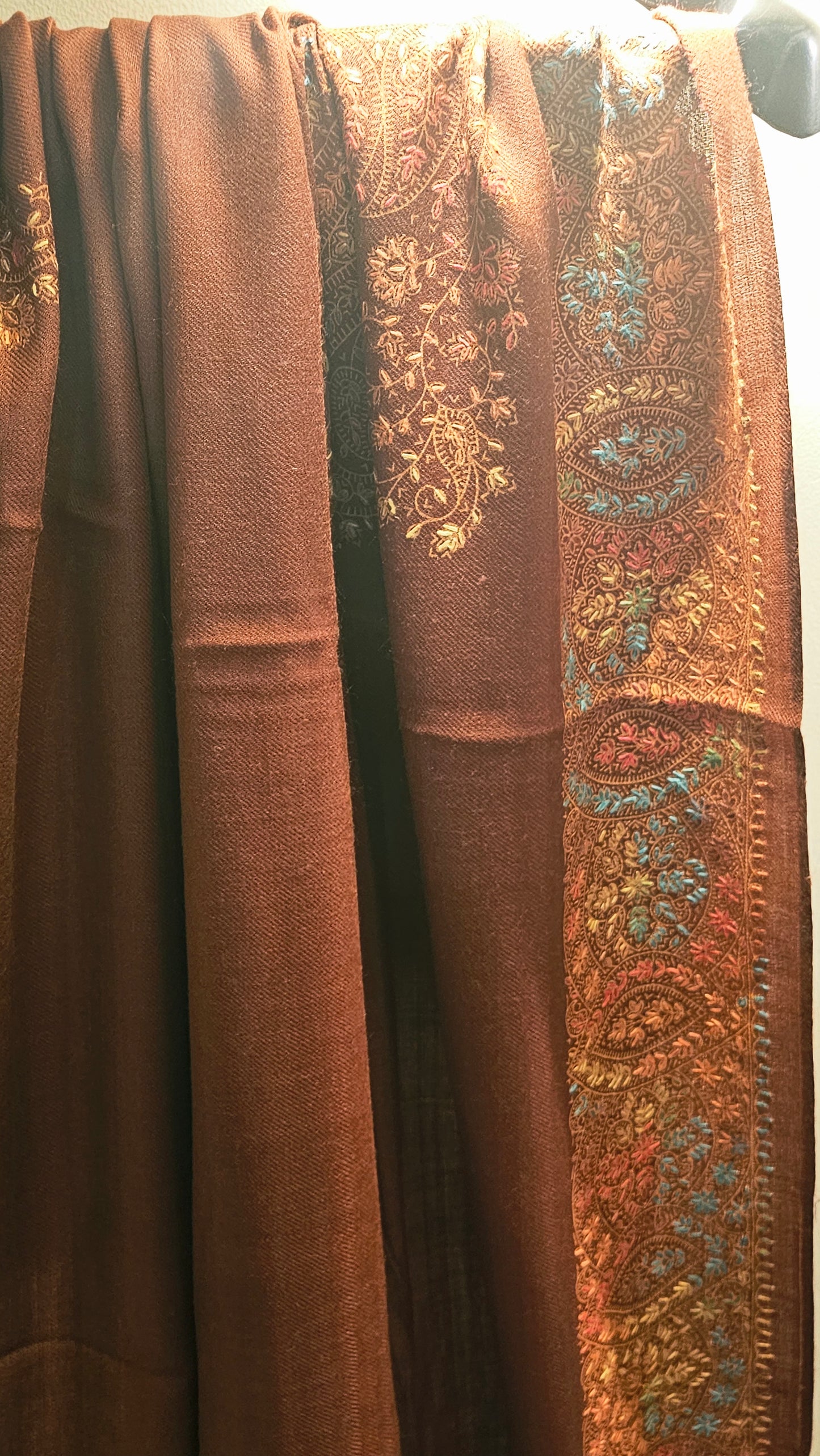 Beena shawls