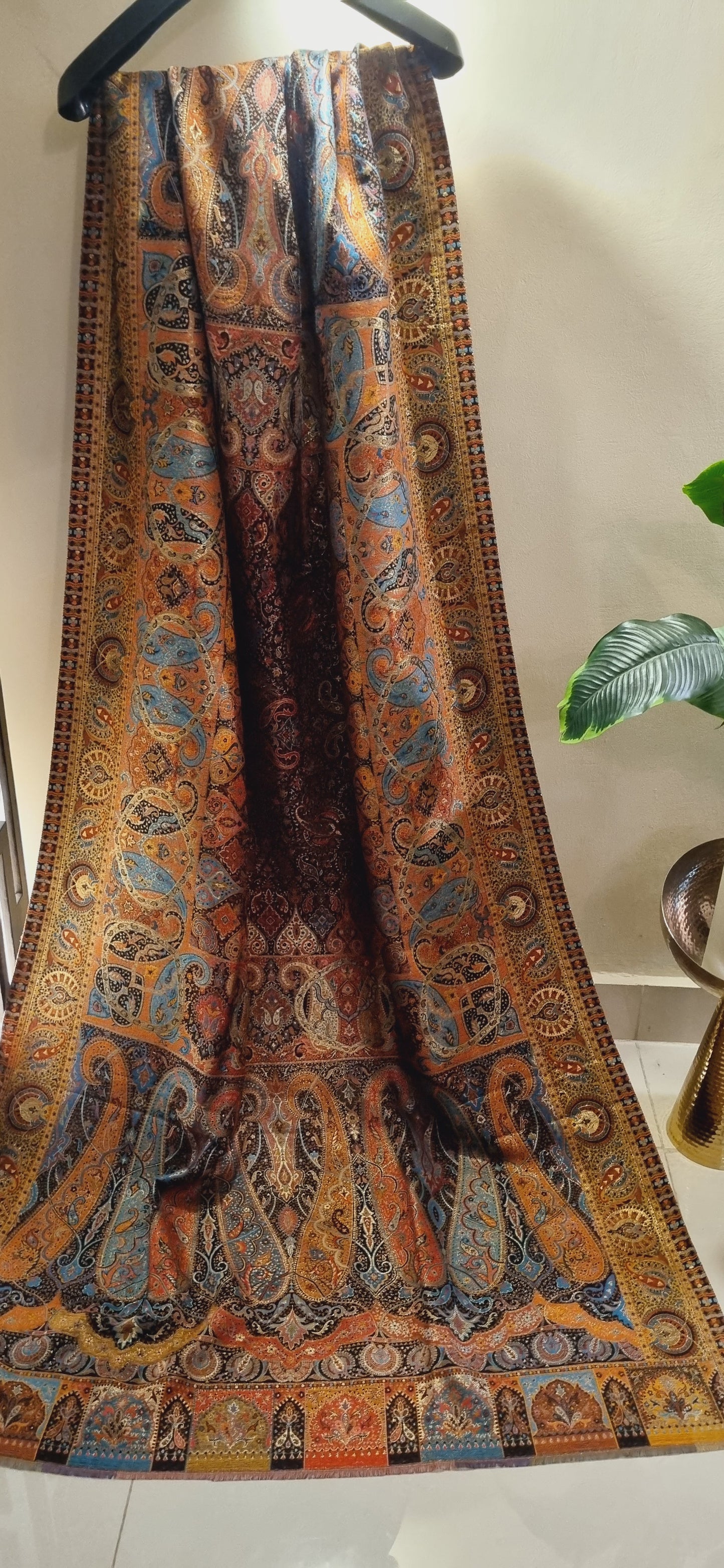 Zaree kaani shawl: Pashmina