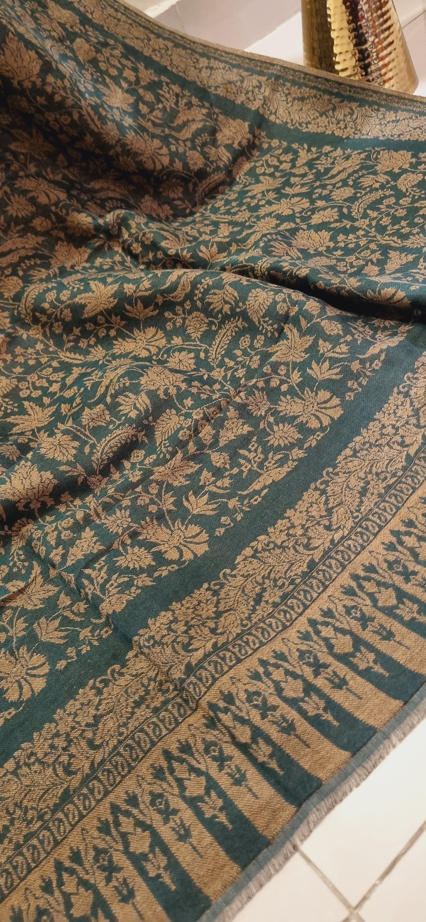 Reversible pashmina kaani shawls