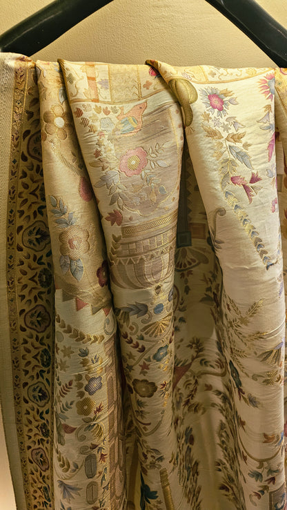 Meenakari shikargah shawl: silk