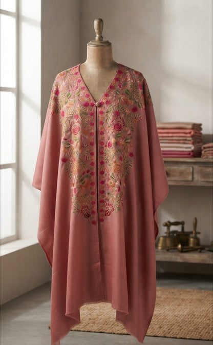 Embroidered cape: Pashmina