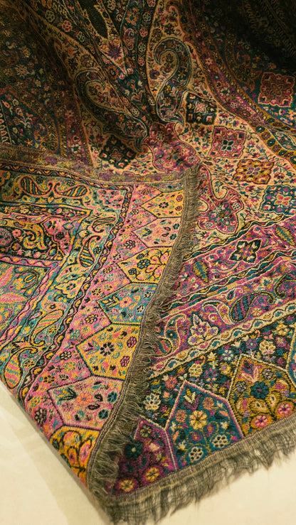 Reversible Persian kaani: Toosh