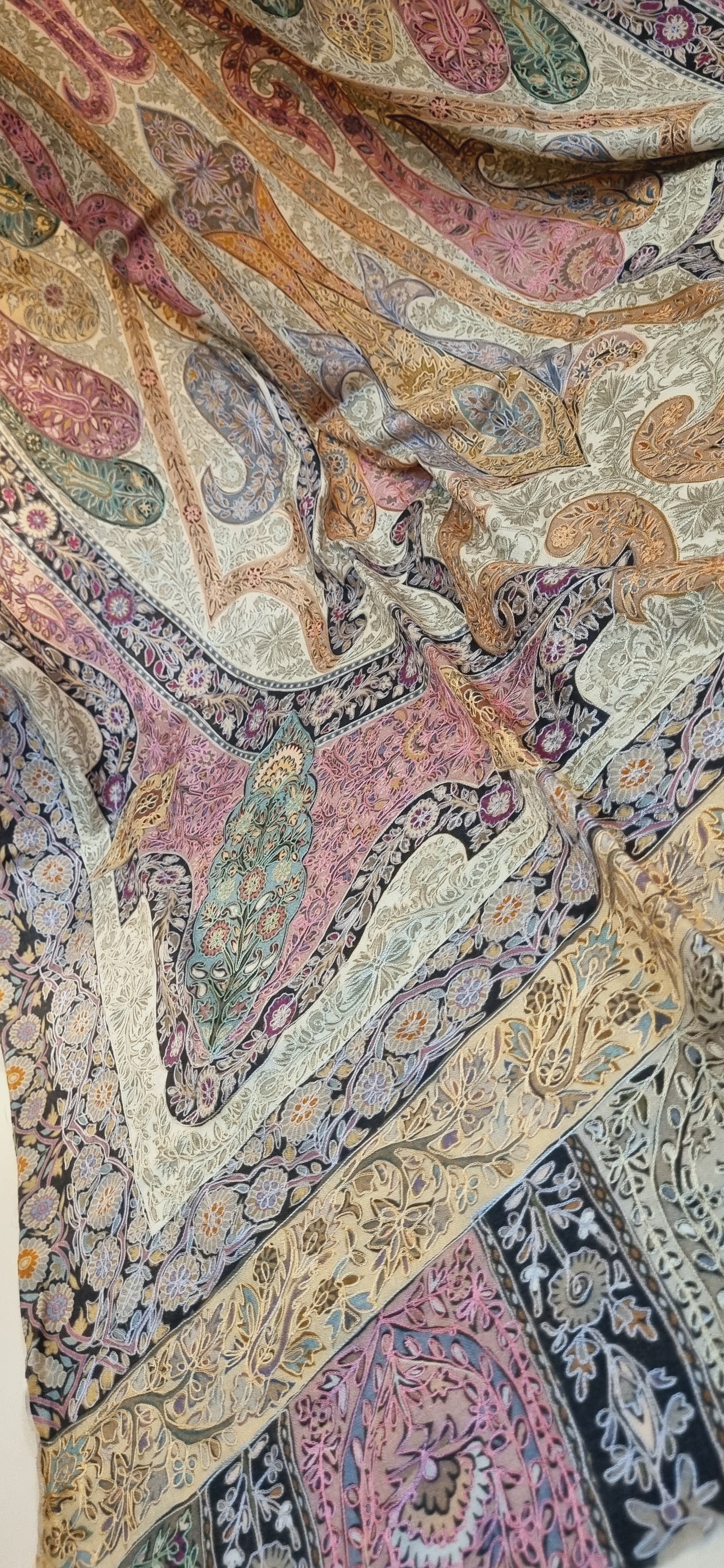 Reelkar pashmina shawl