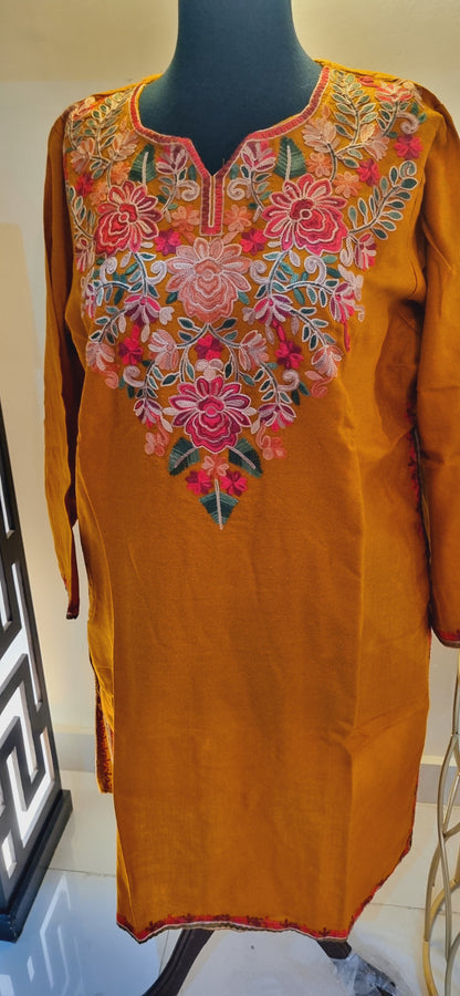 Embroidered kurta