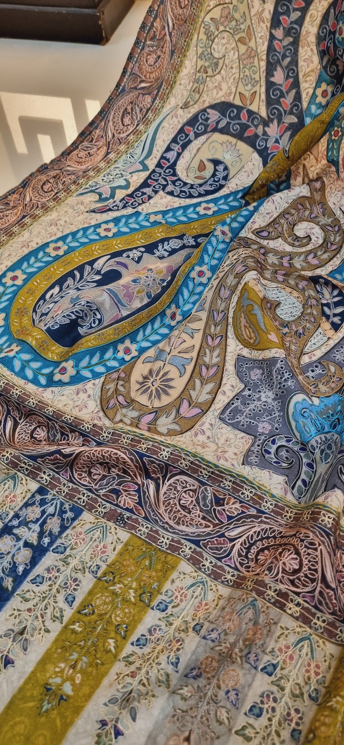 Reelkar pashmina shawl