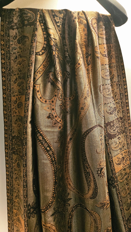 Moonlight reversible gandhara kaani: Pashmina