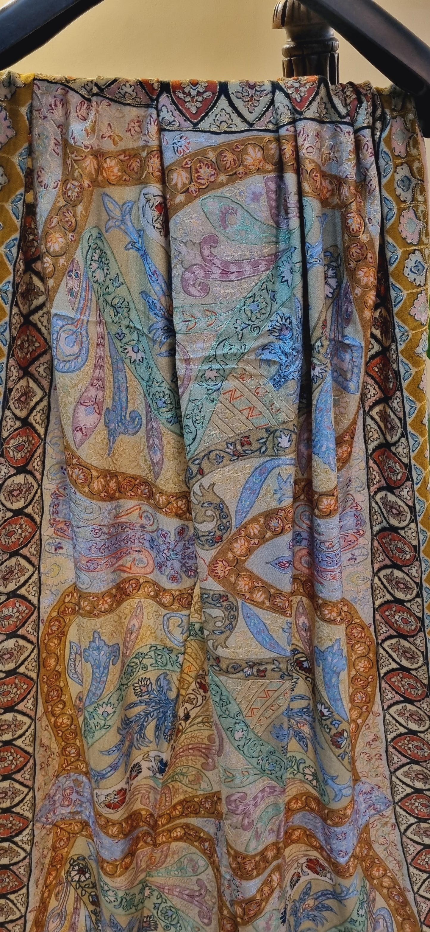 Reelkar pashmina shawl