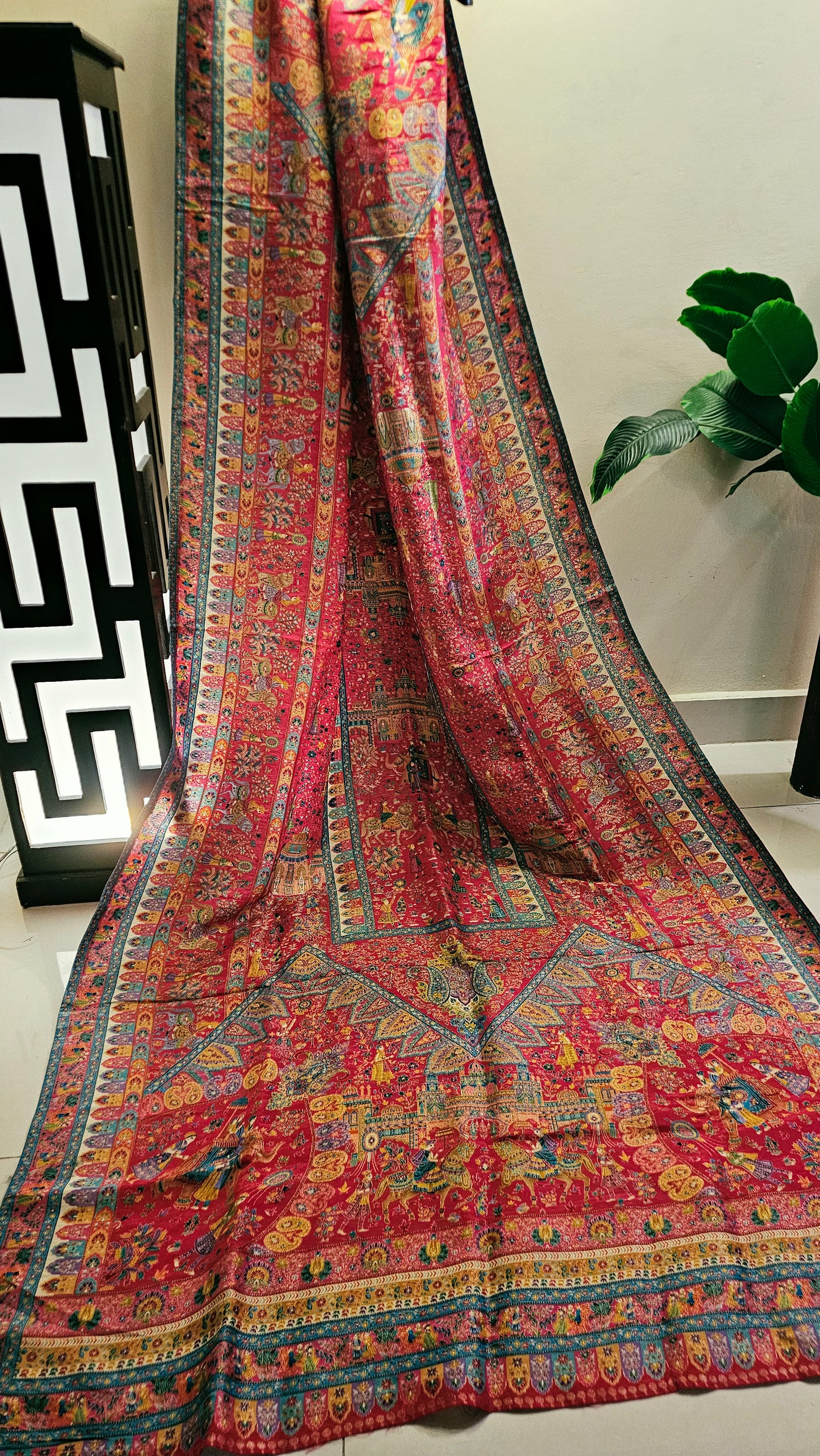 Meenakari pink Shawl: silk