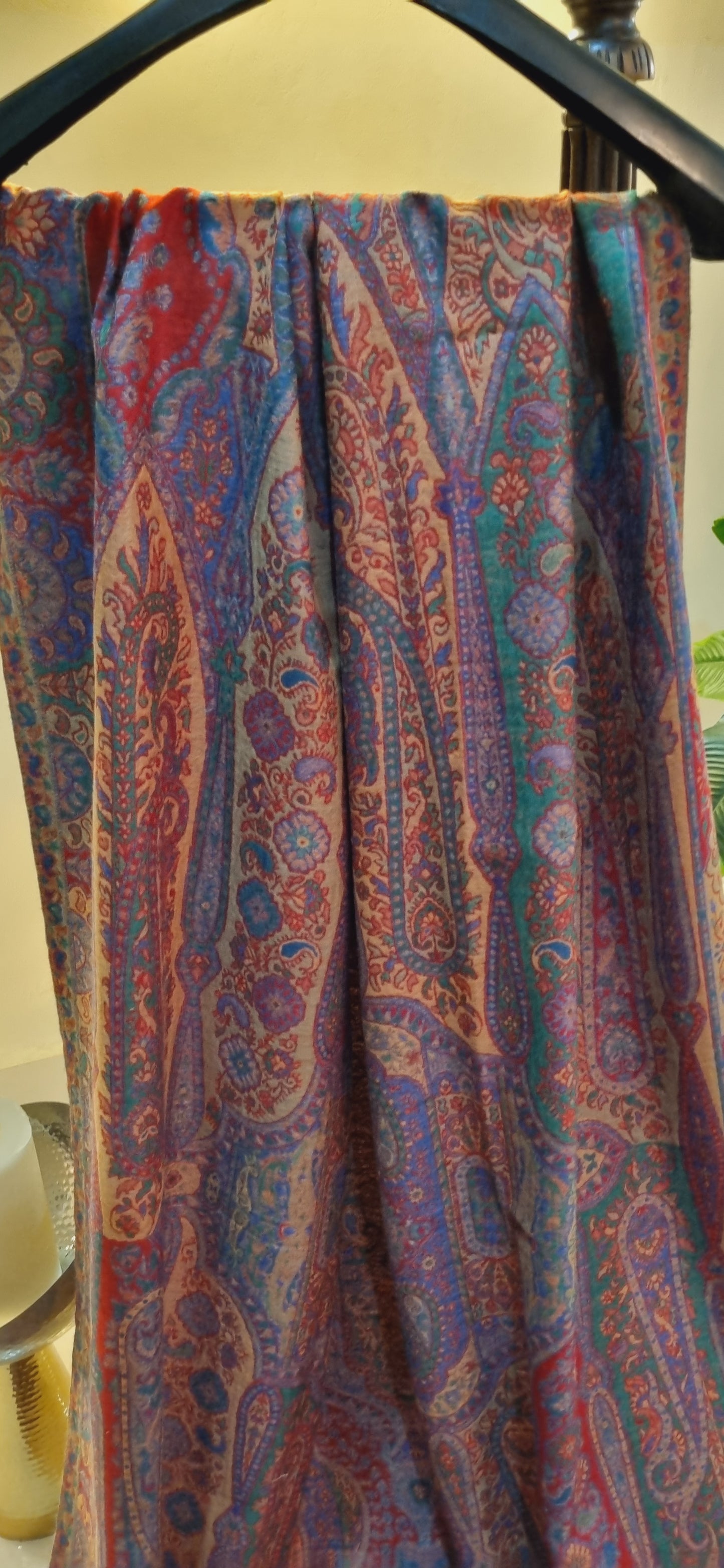 Reversible kaani shawl pashmina