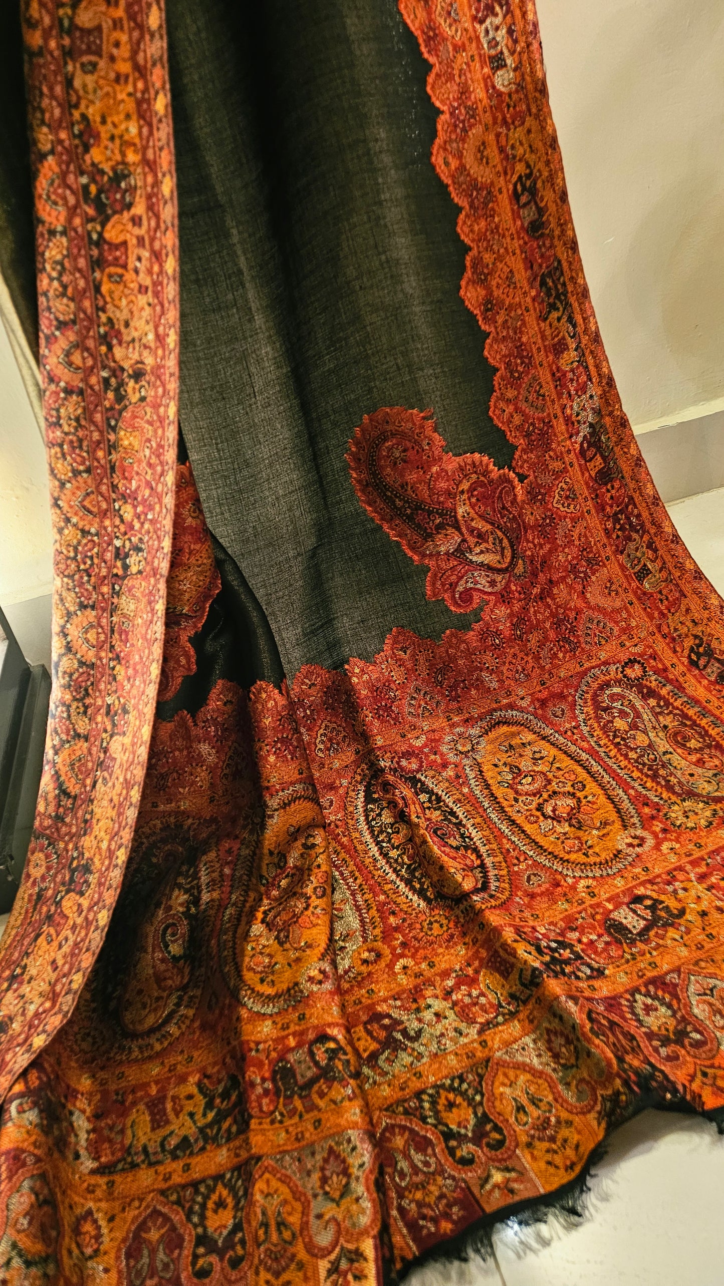 Reversible moonlight kaani: shawl