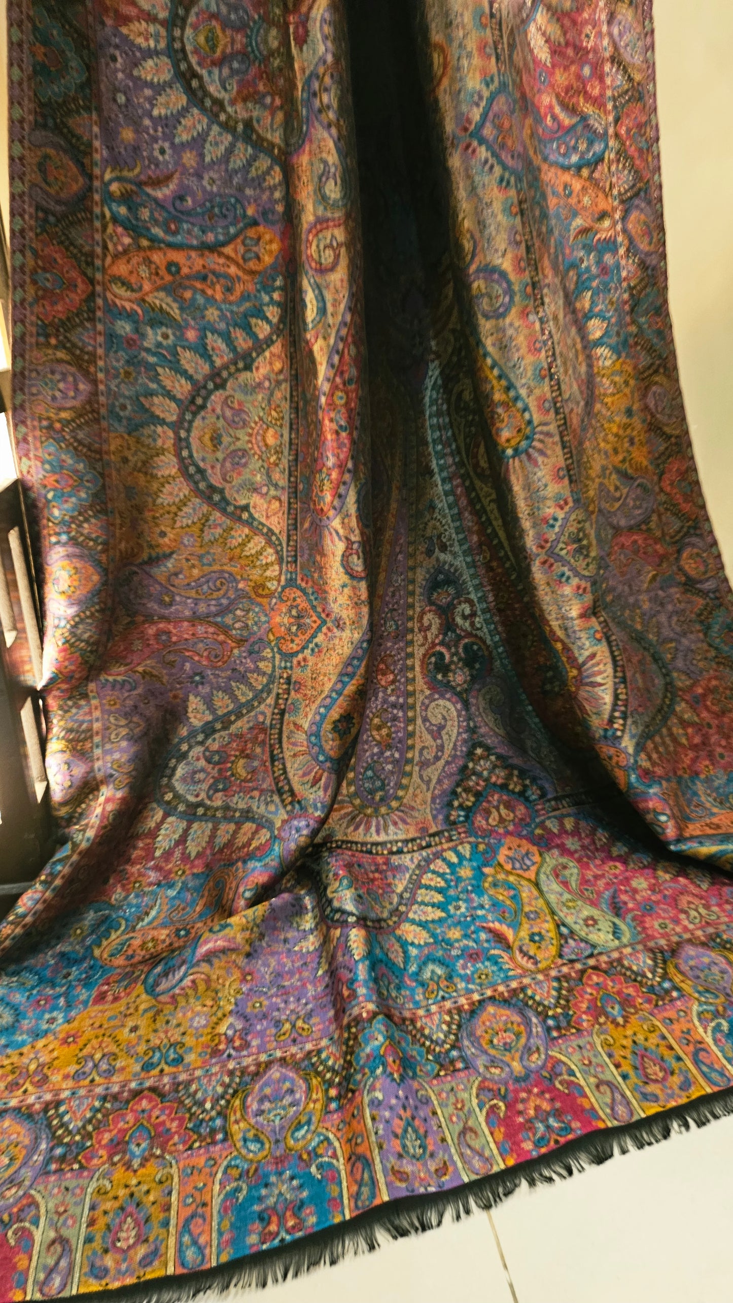 Reversible moonlight gandhara kaani shawl: Pashmina
