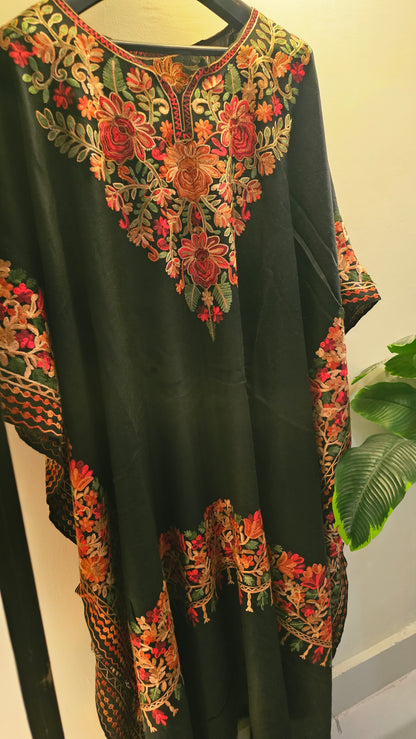 Embroidered cape shawl: Pashmina