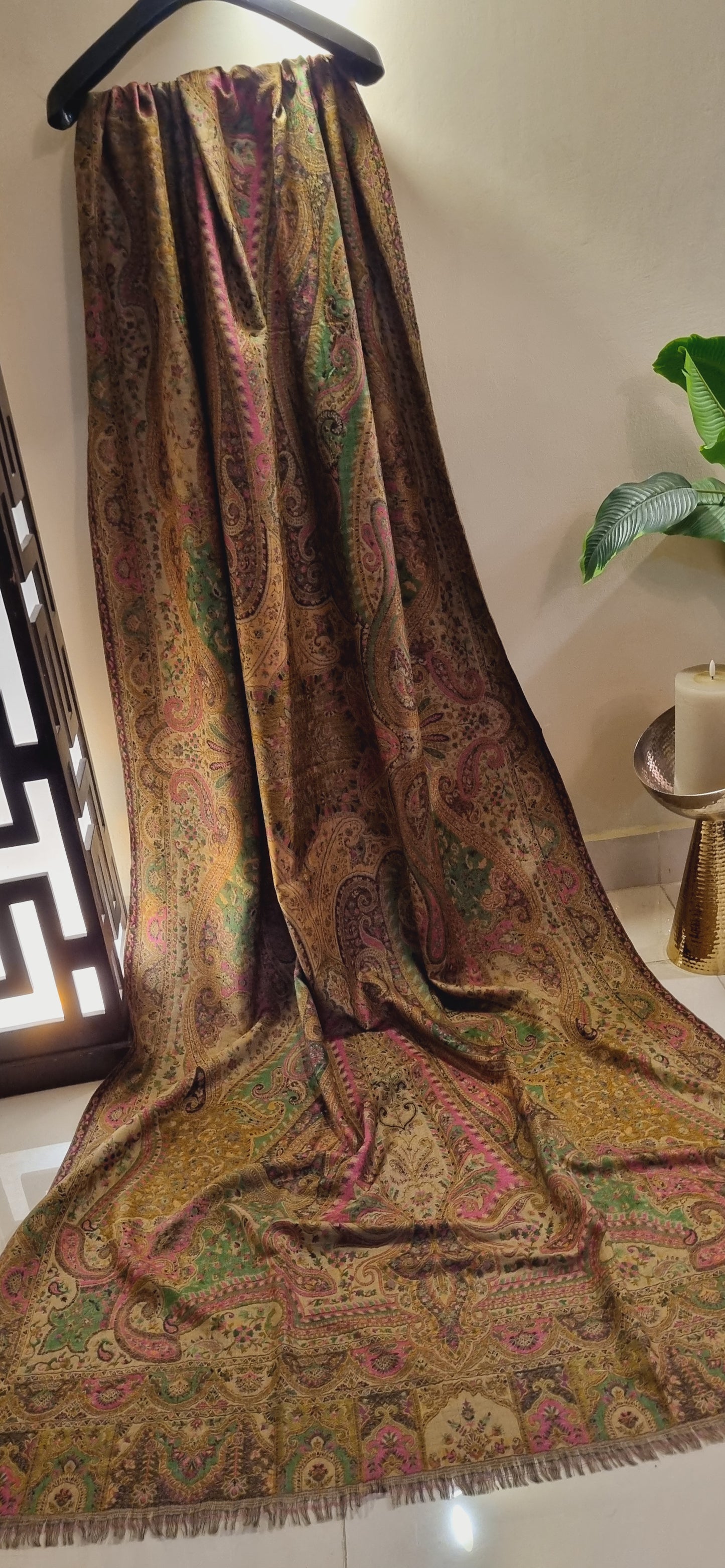 Reversible Persian kaani Pashmina shawl