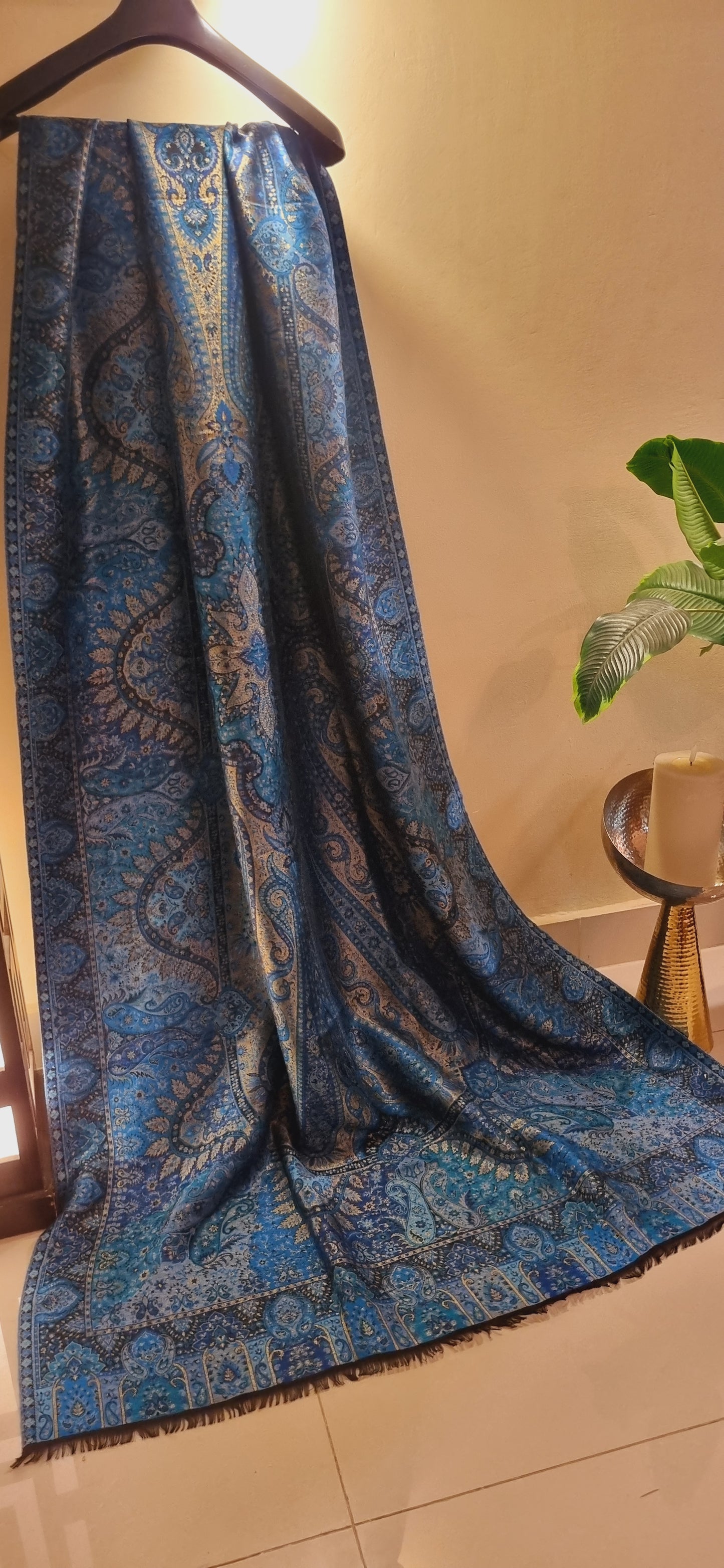 Reversible moonlight gandhara kaani shawl