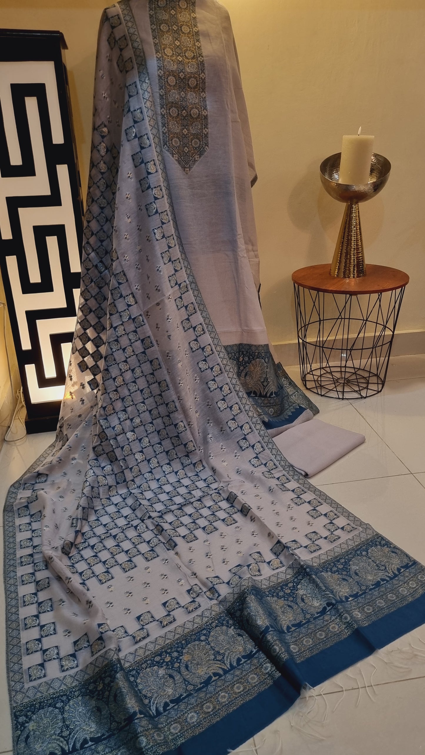 Formal silk kaani suit