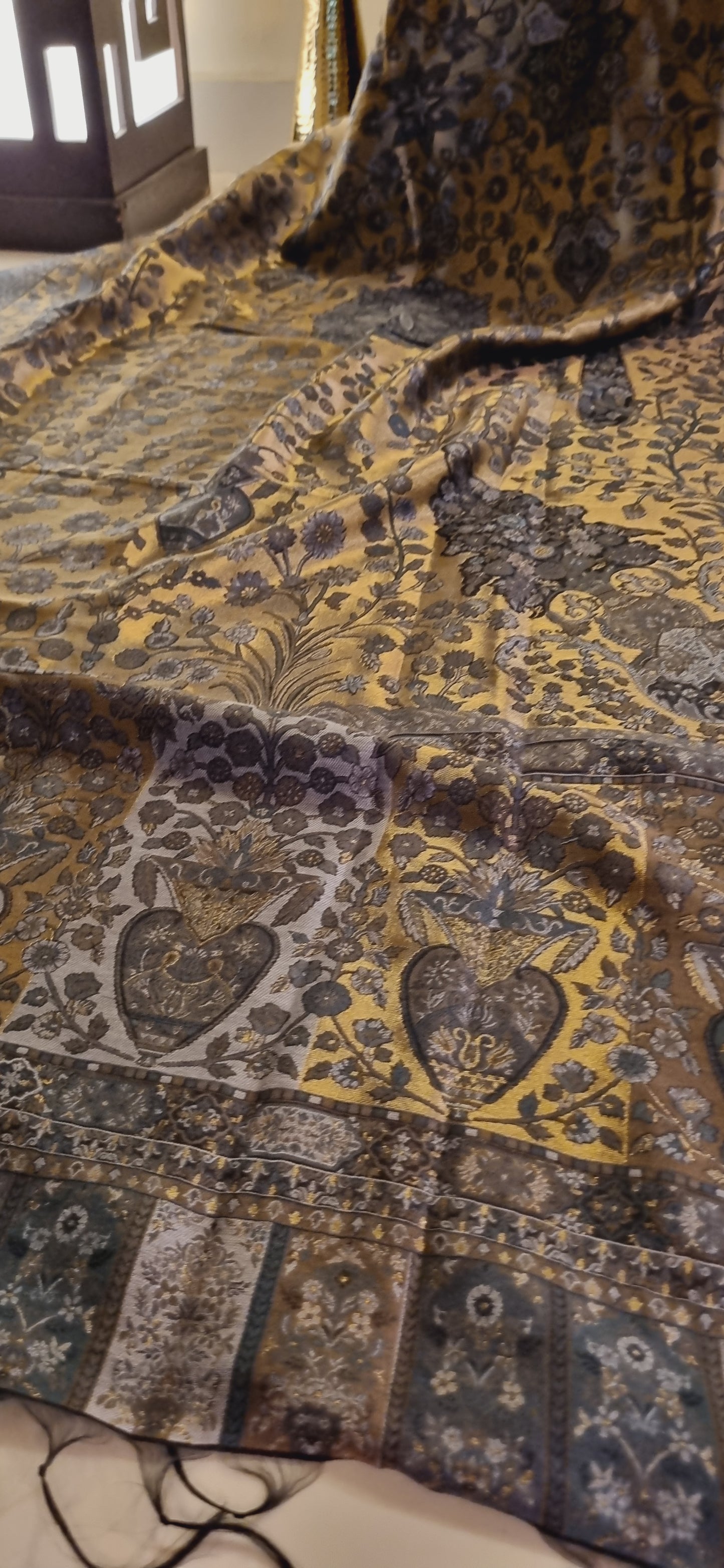 Moonlight silky pashmina