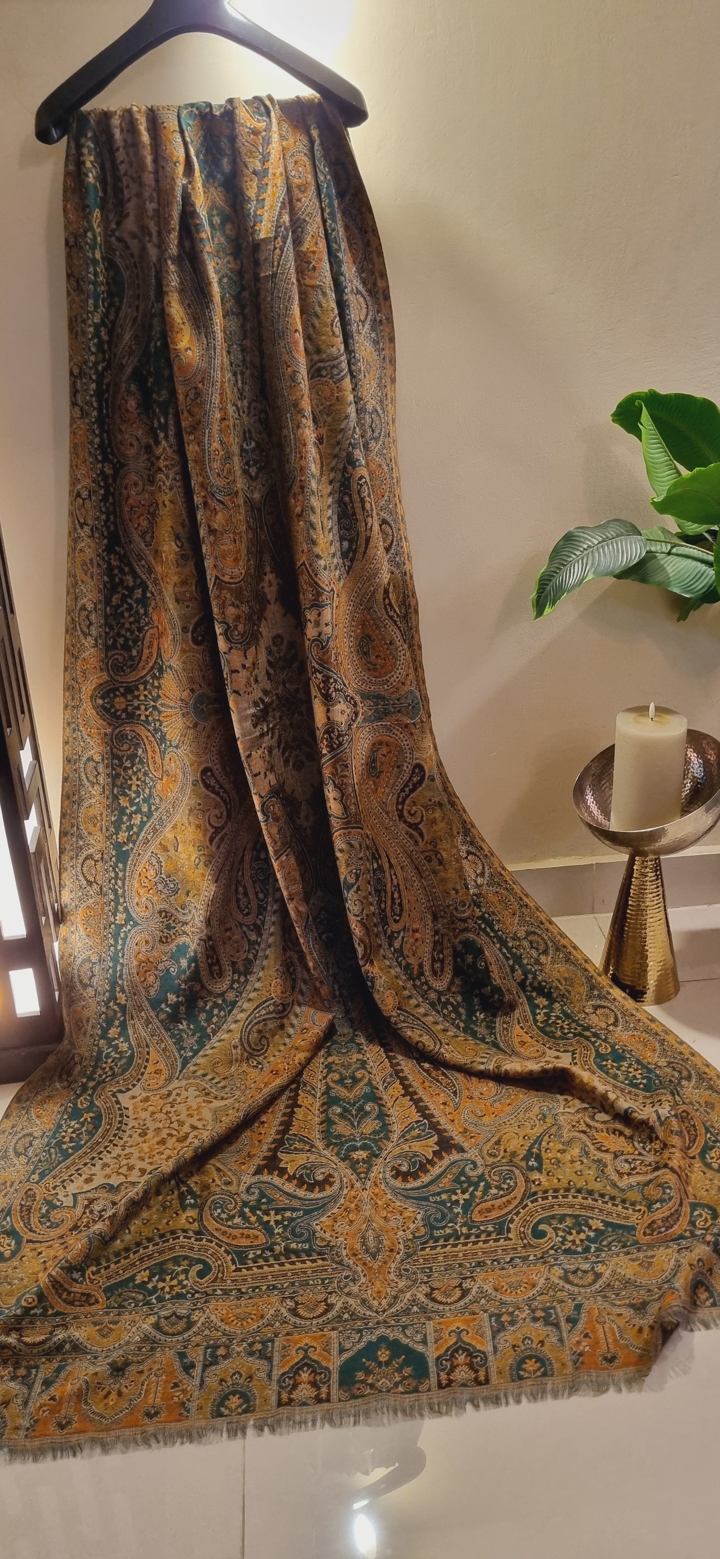 Reversible persian kaani shawl
