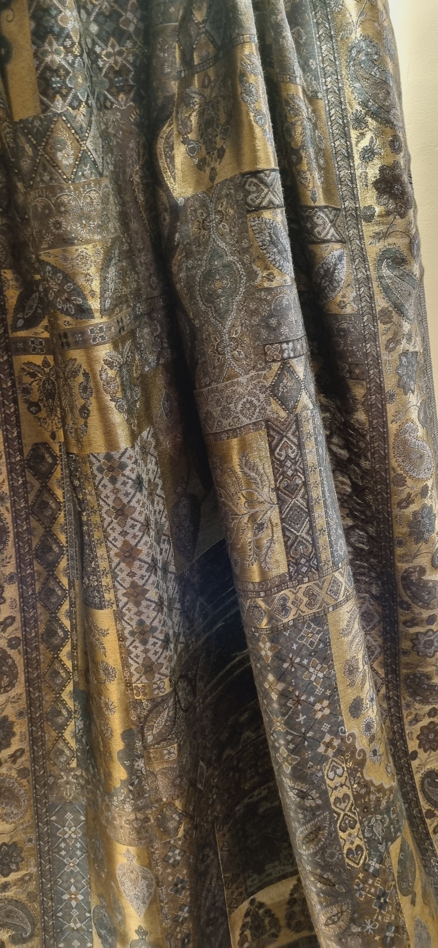 Mariana's moonlight silky kaani shawl