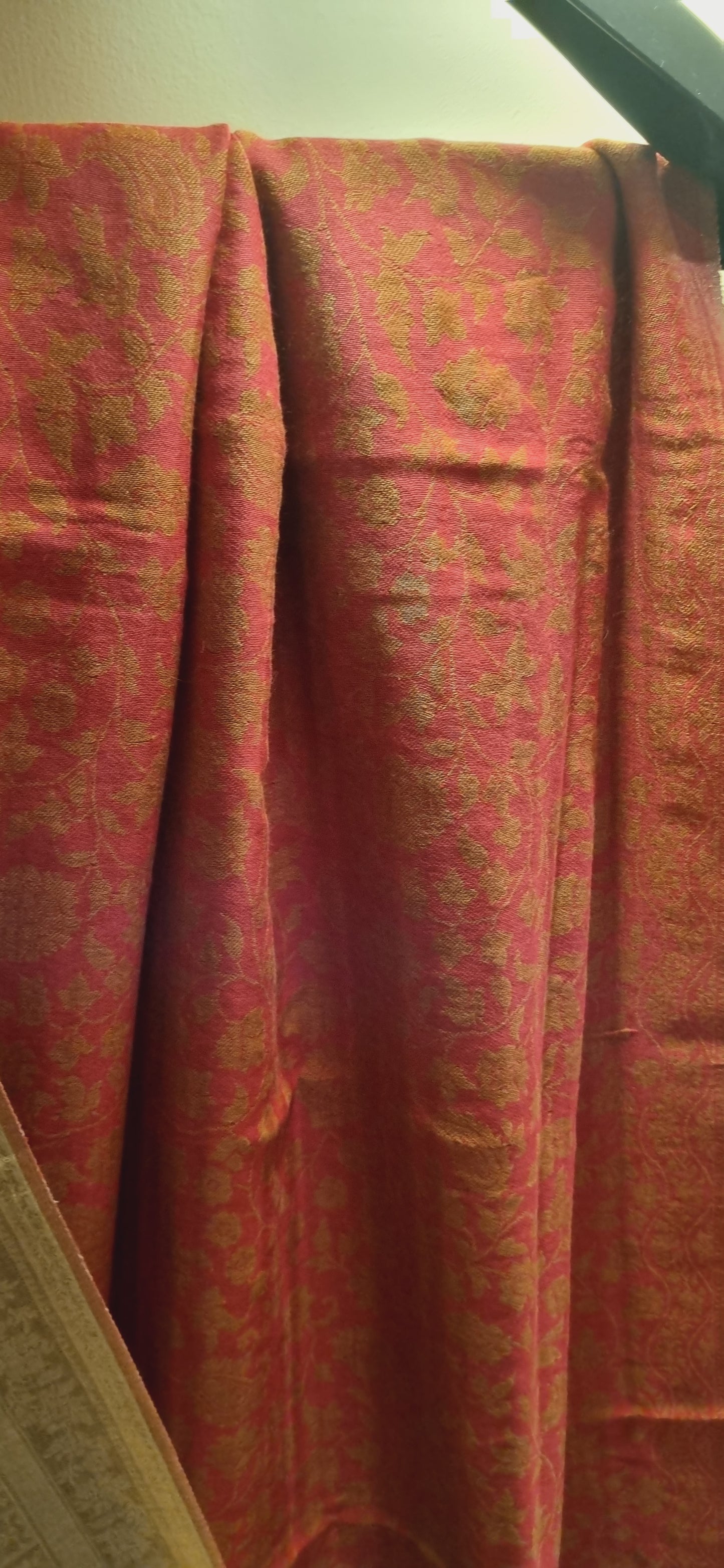 Reversible pashmina kaani shawls