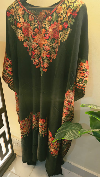 Embroidered cape shawl: Pashmina