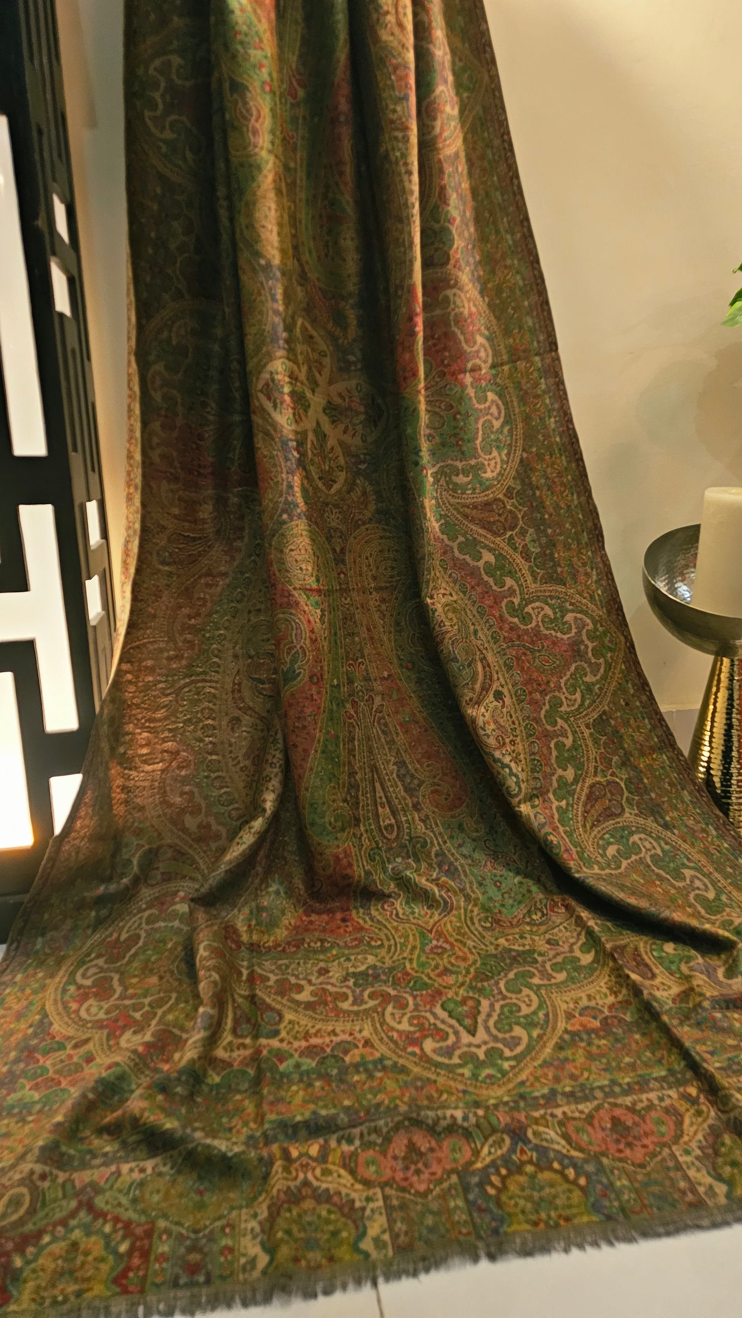Persian reversible kaani: Pashmina