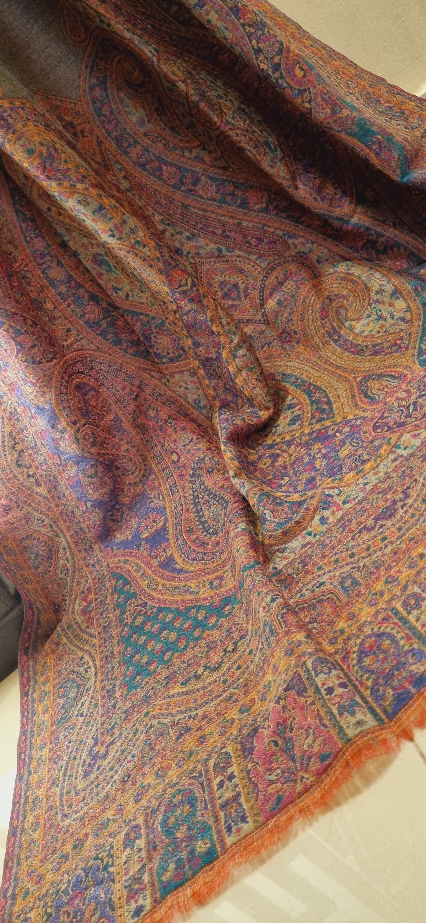 Persian kaani reversible pashmina