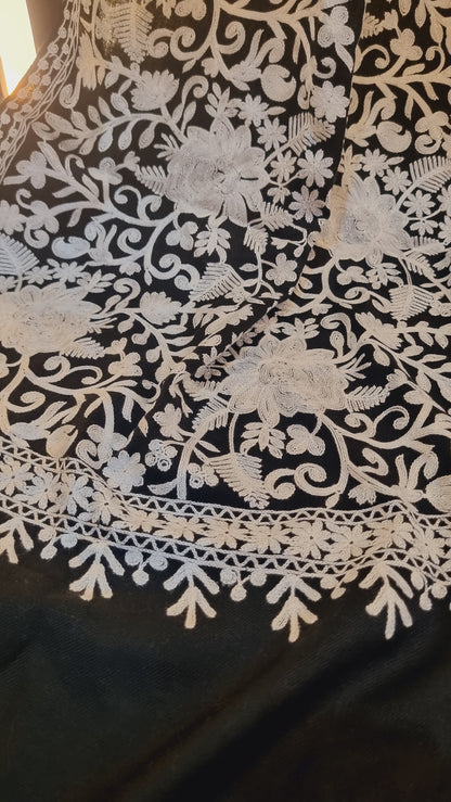 Embroidered pashmina shawl