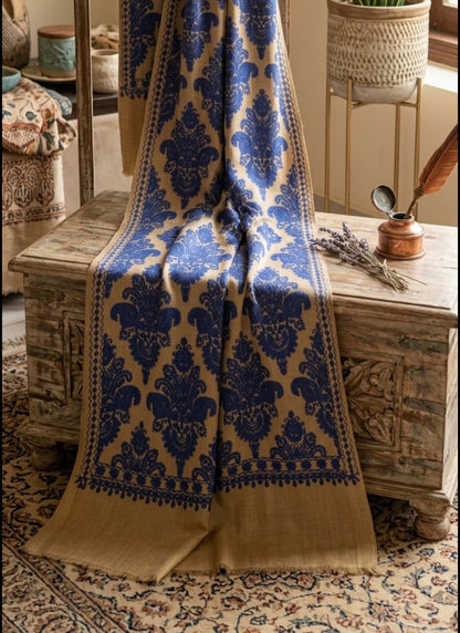 Embroidered minishawl: pashmina