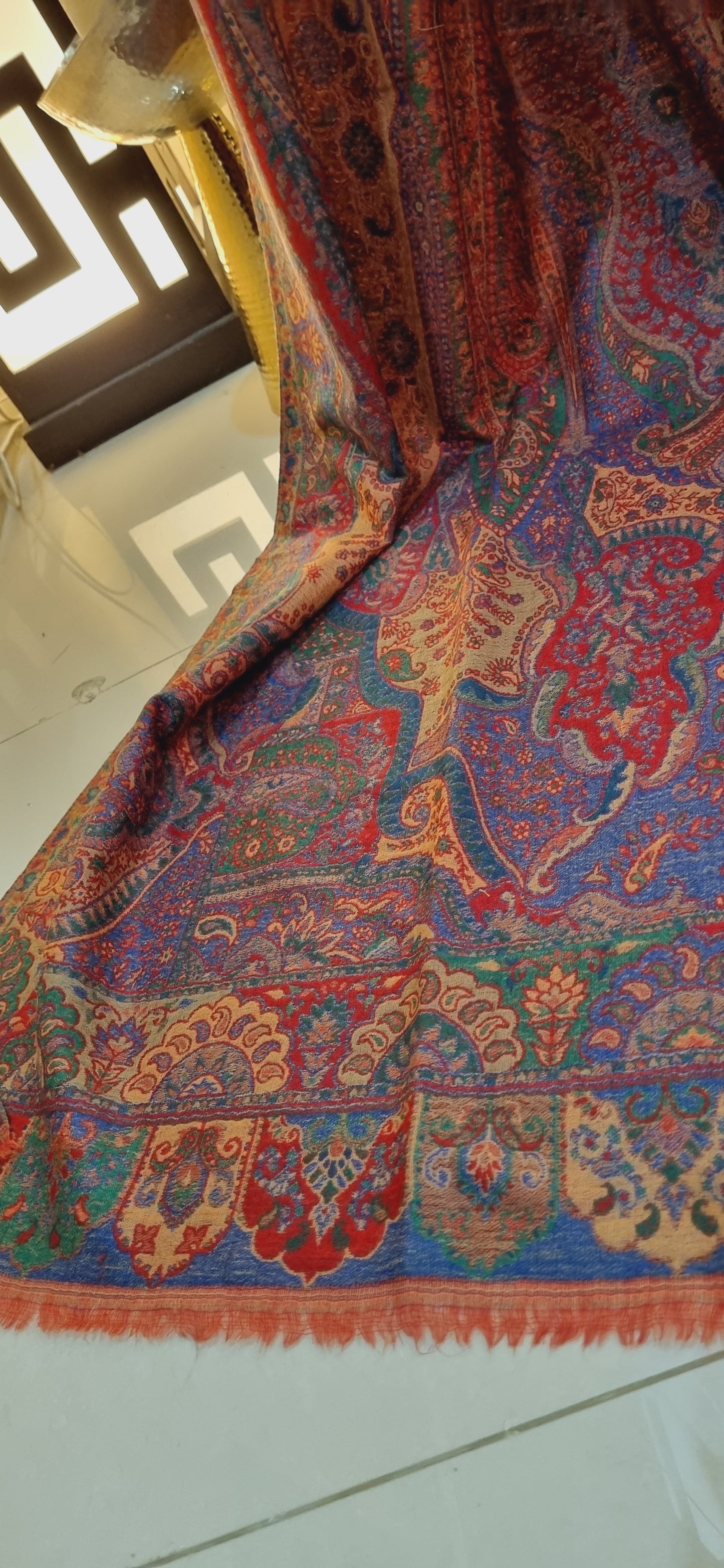 Reversible kaani shawl pashmina