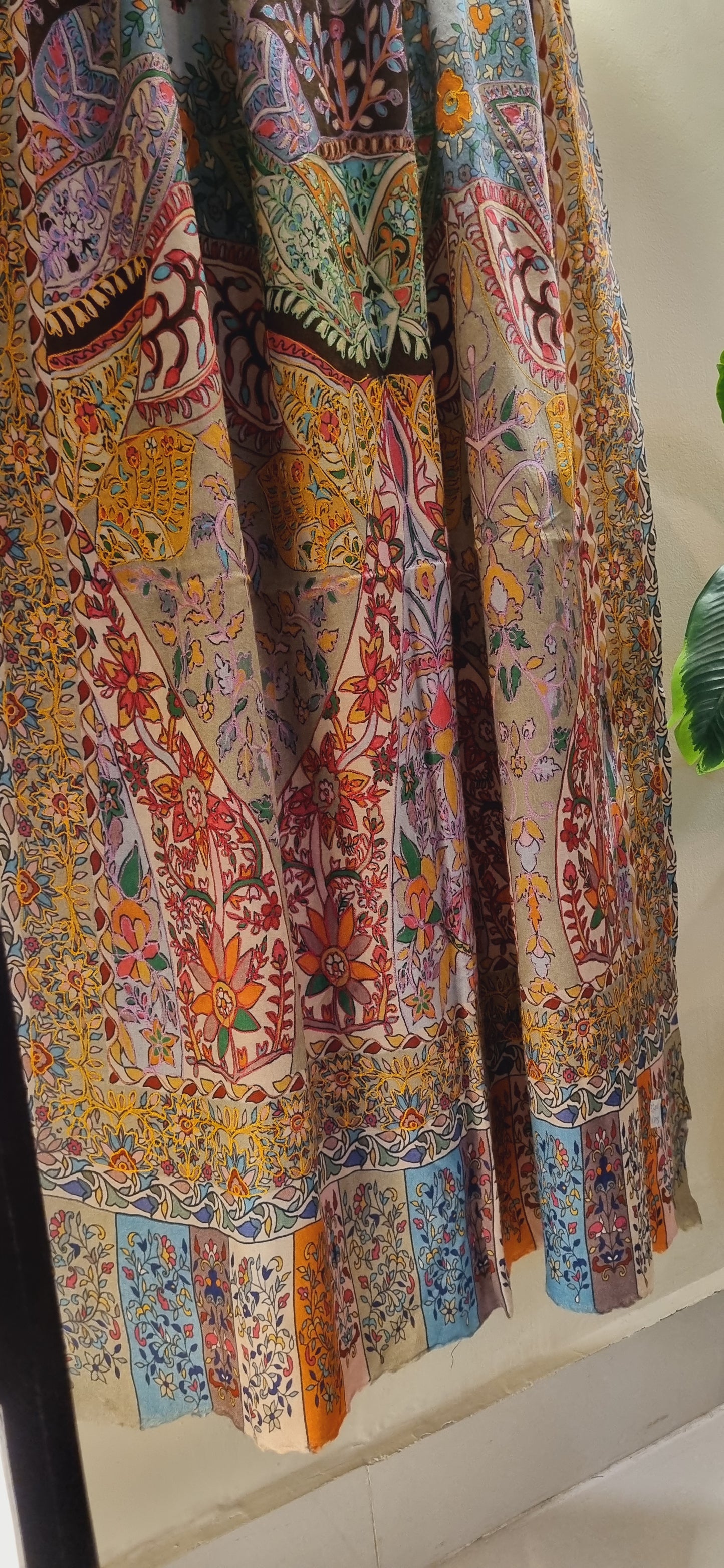 Reelkar minishawl