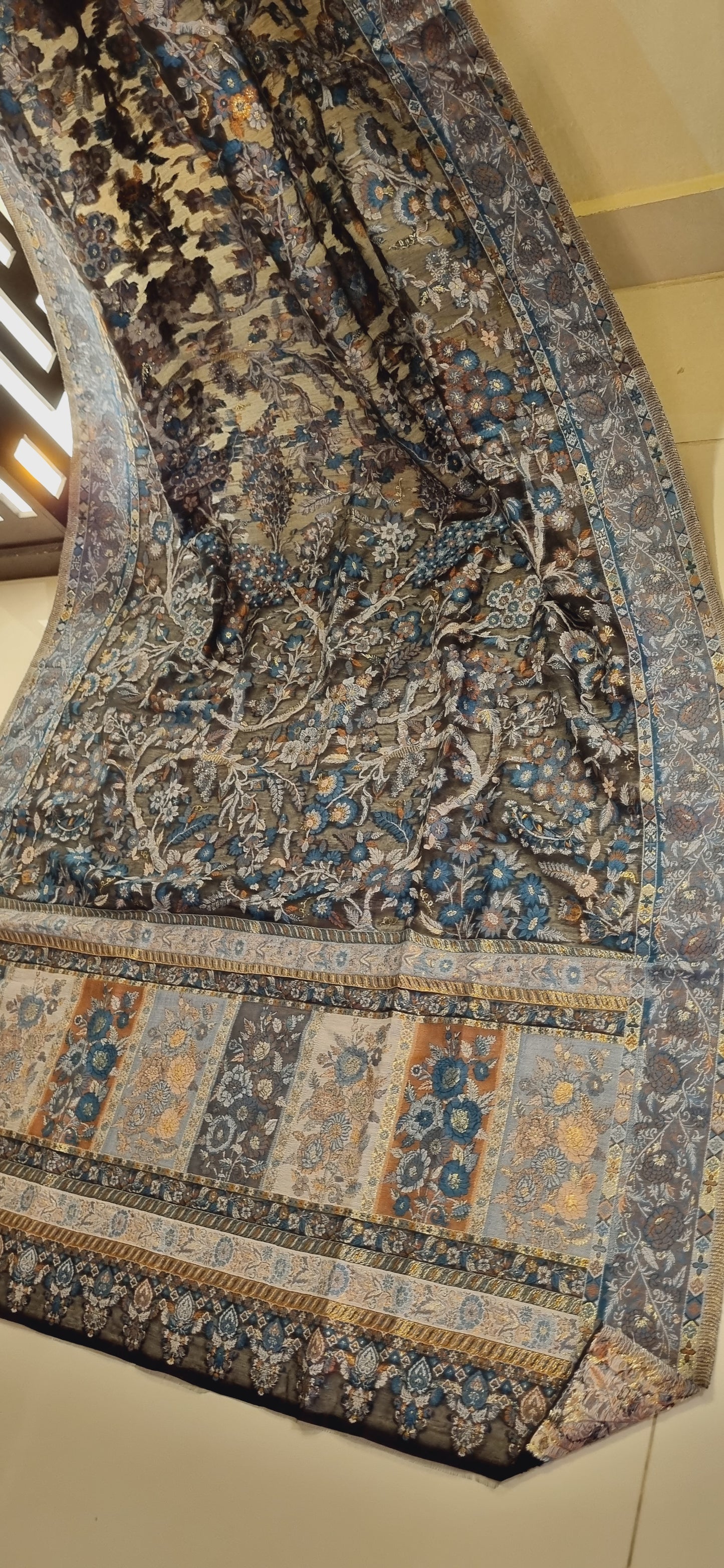 Silk kaani shawl