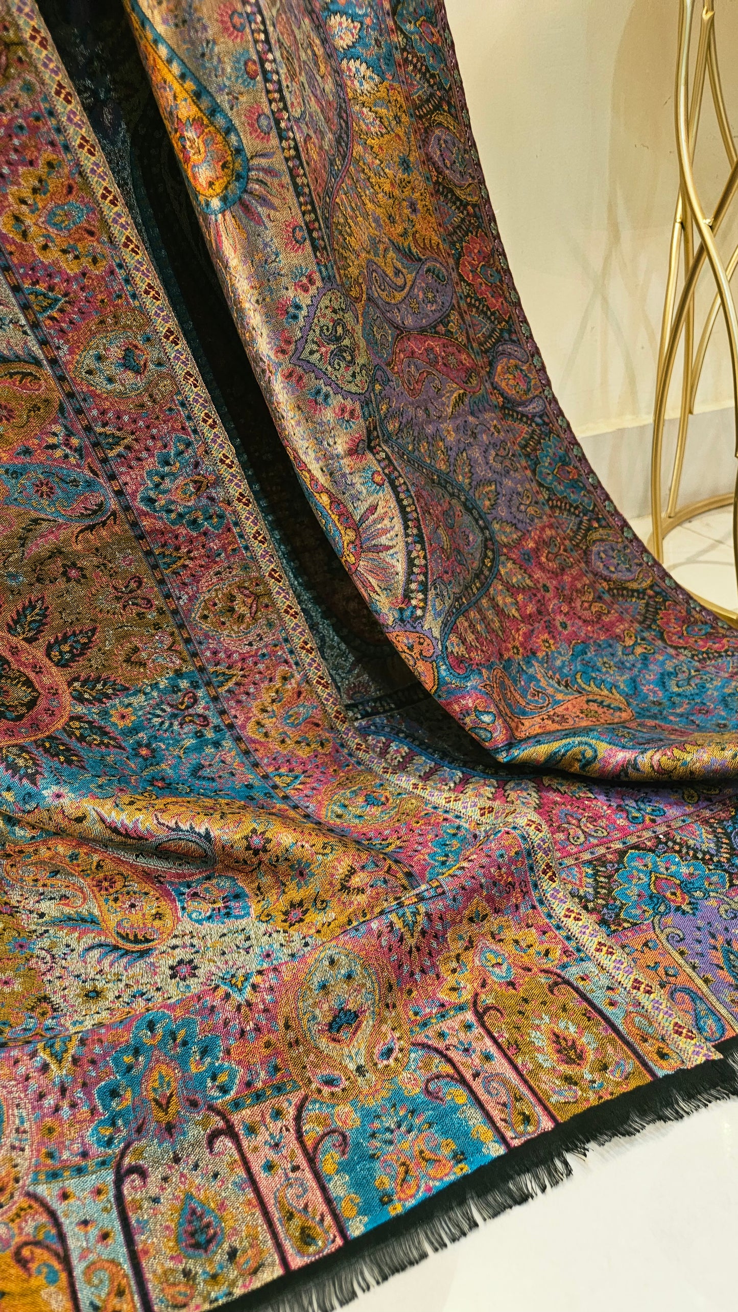 Reversible moonlight gandhara kaani shawl: Pashmina
