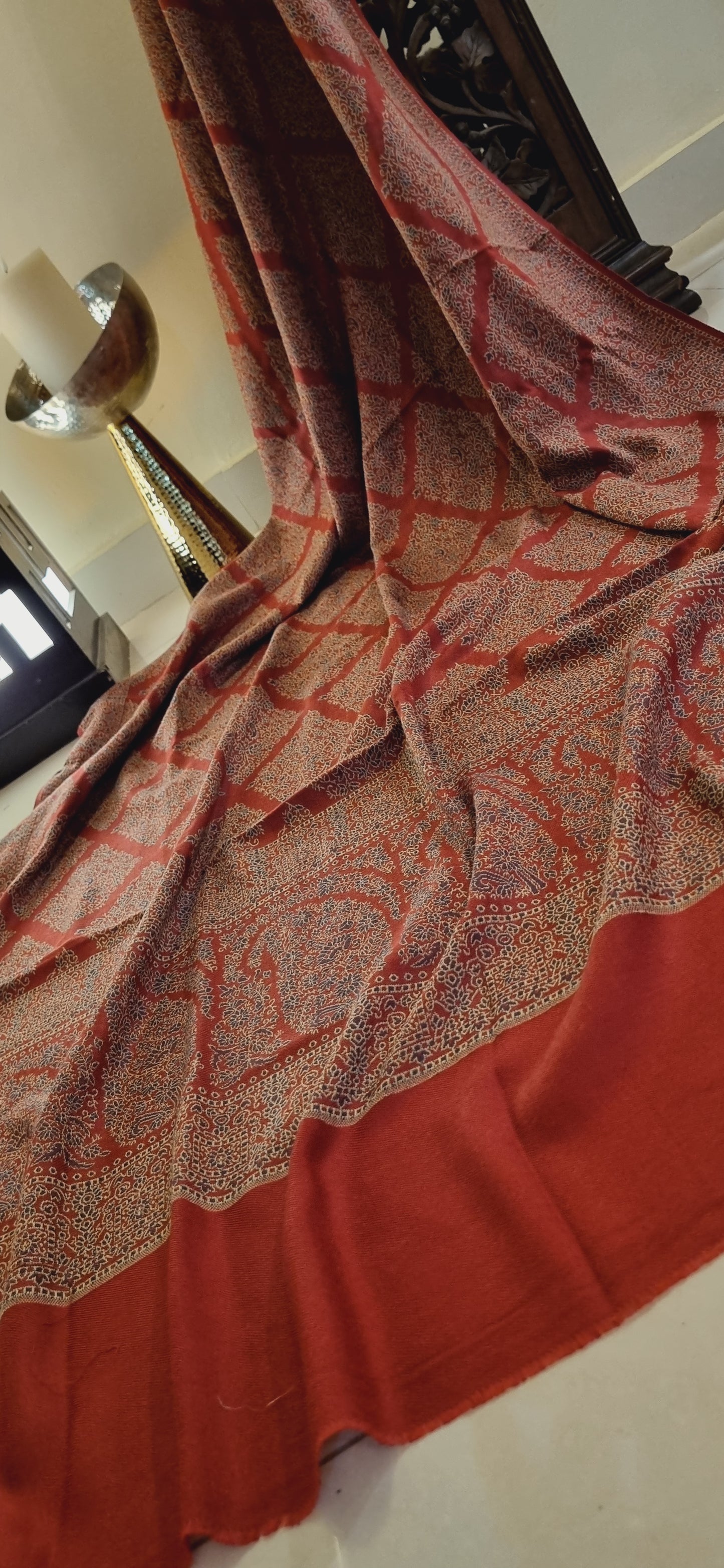Woollen pashmina kaani shawl