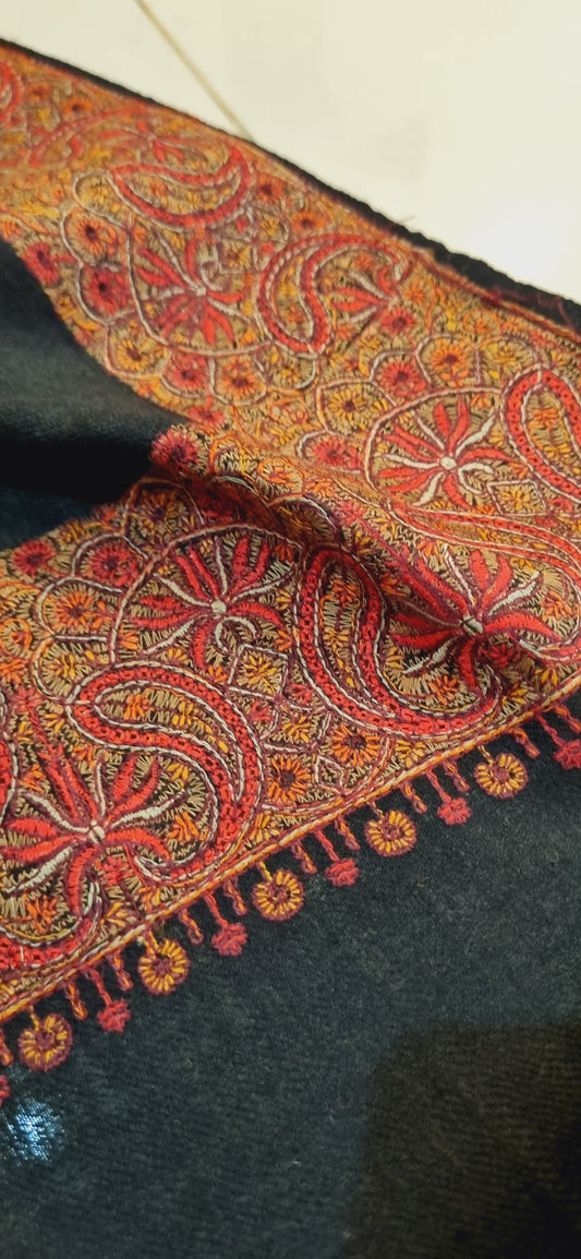 Papermachi embroidered pashmina