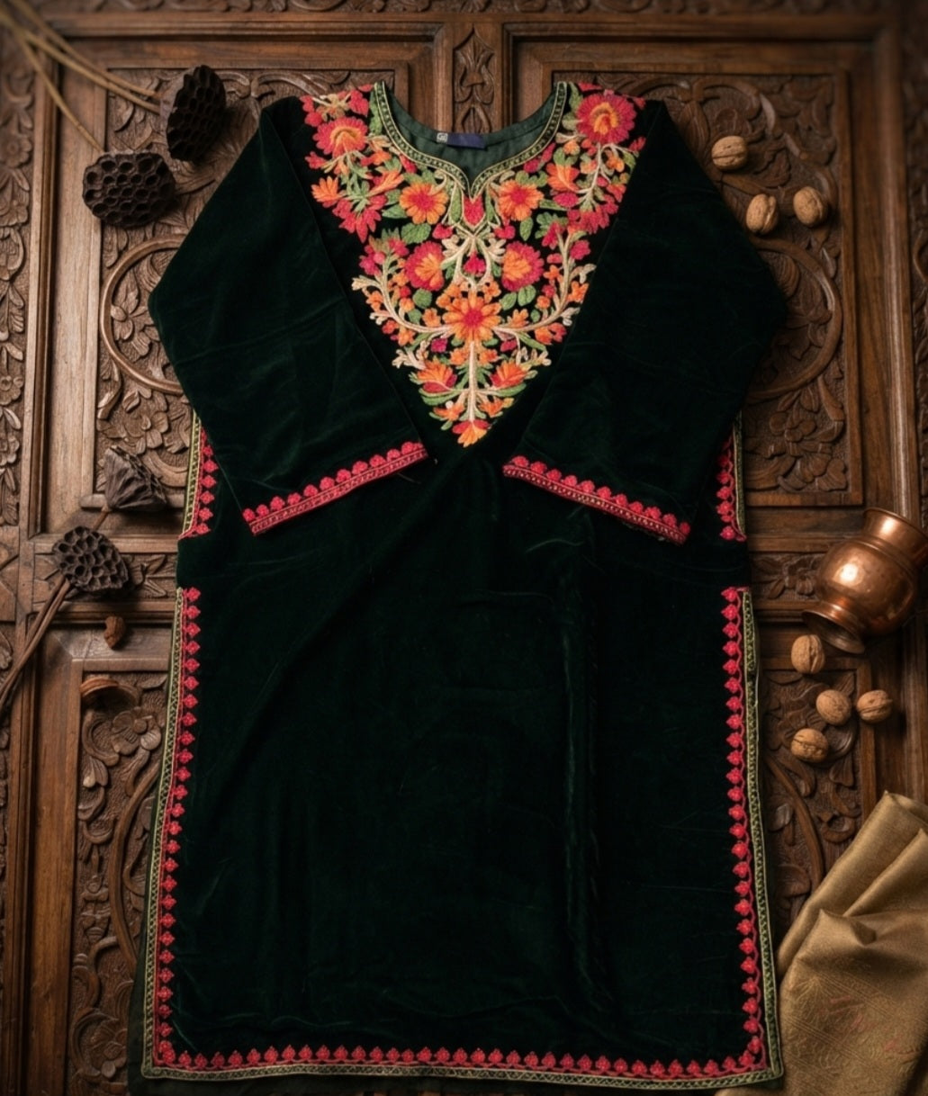 Kashmiri phiran: velvet