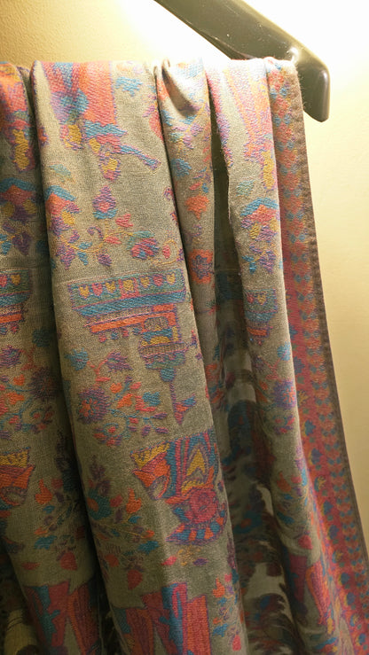 Kaani shawl: woollen pashmina
