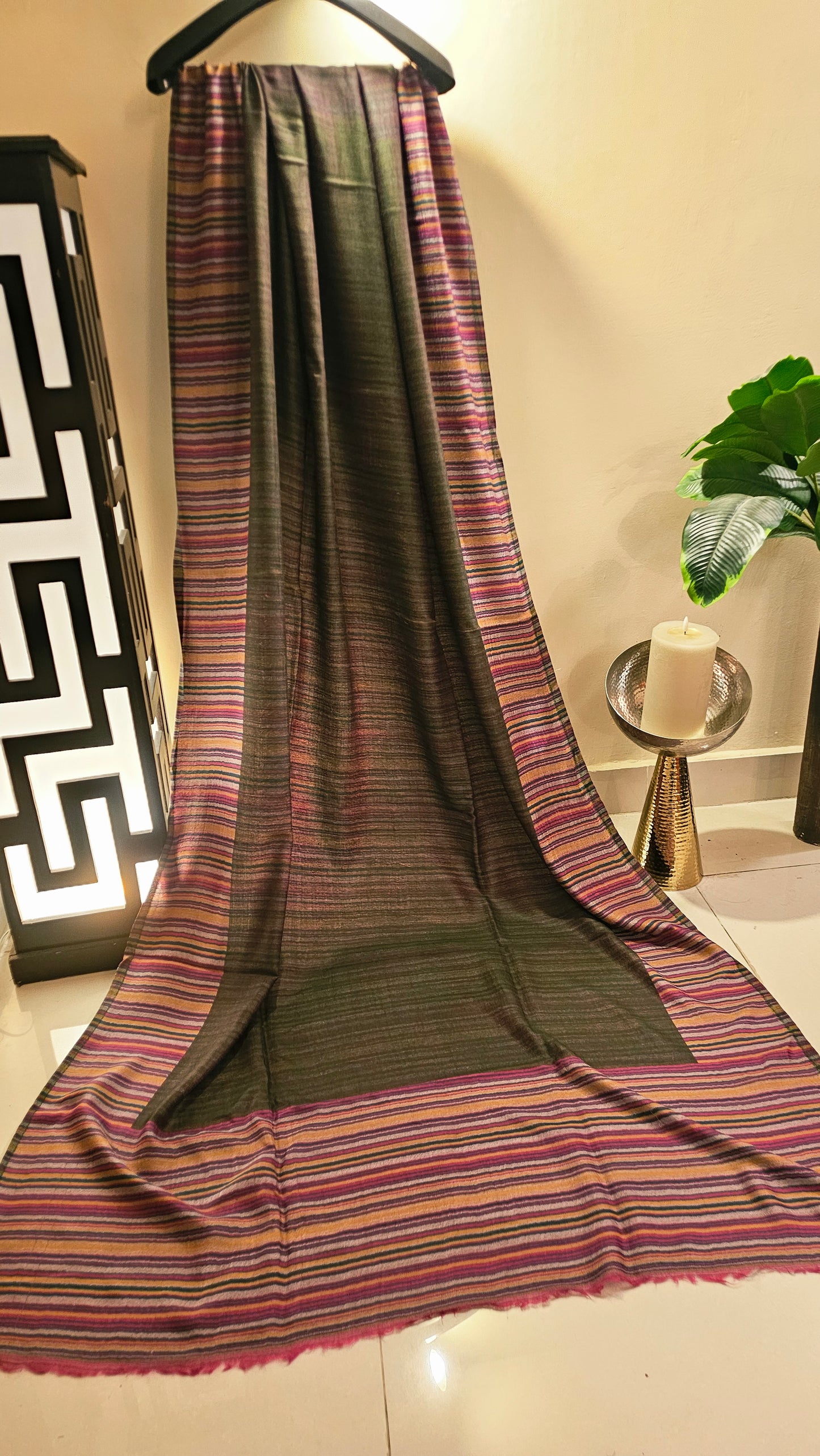 Reversible kaani shawl:toosh