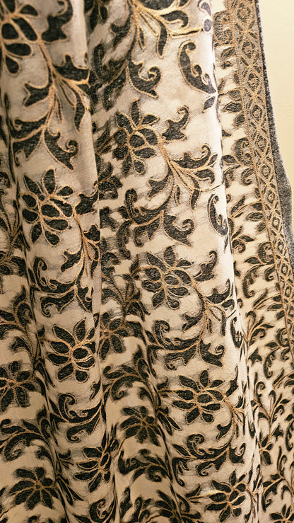 Reelkar kaani shawl: toosh