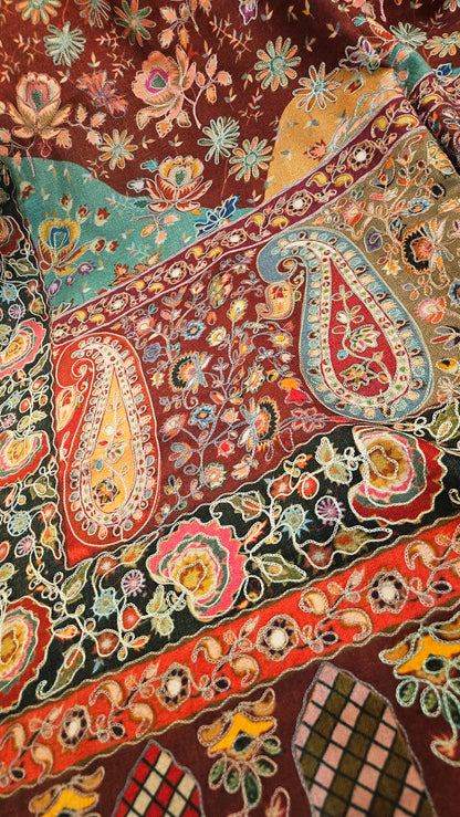 Reelkar embroidered: Pashmina