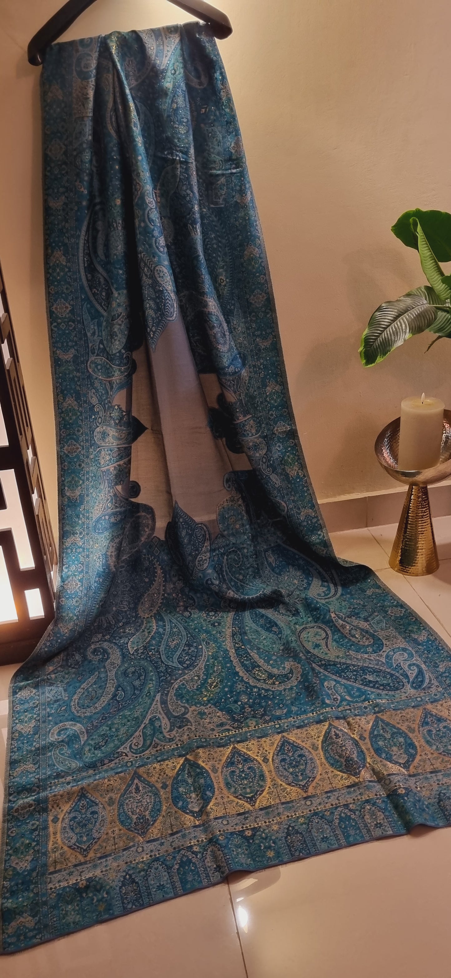 Silk kaani shawl