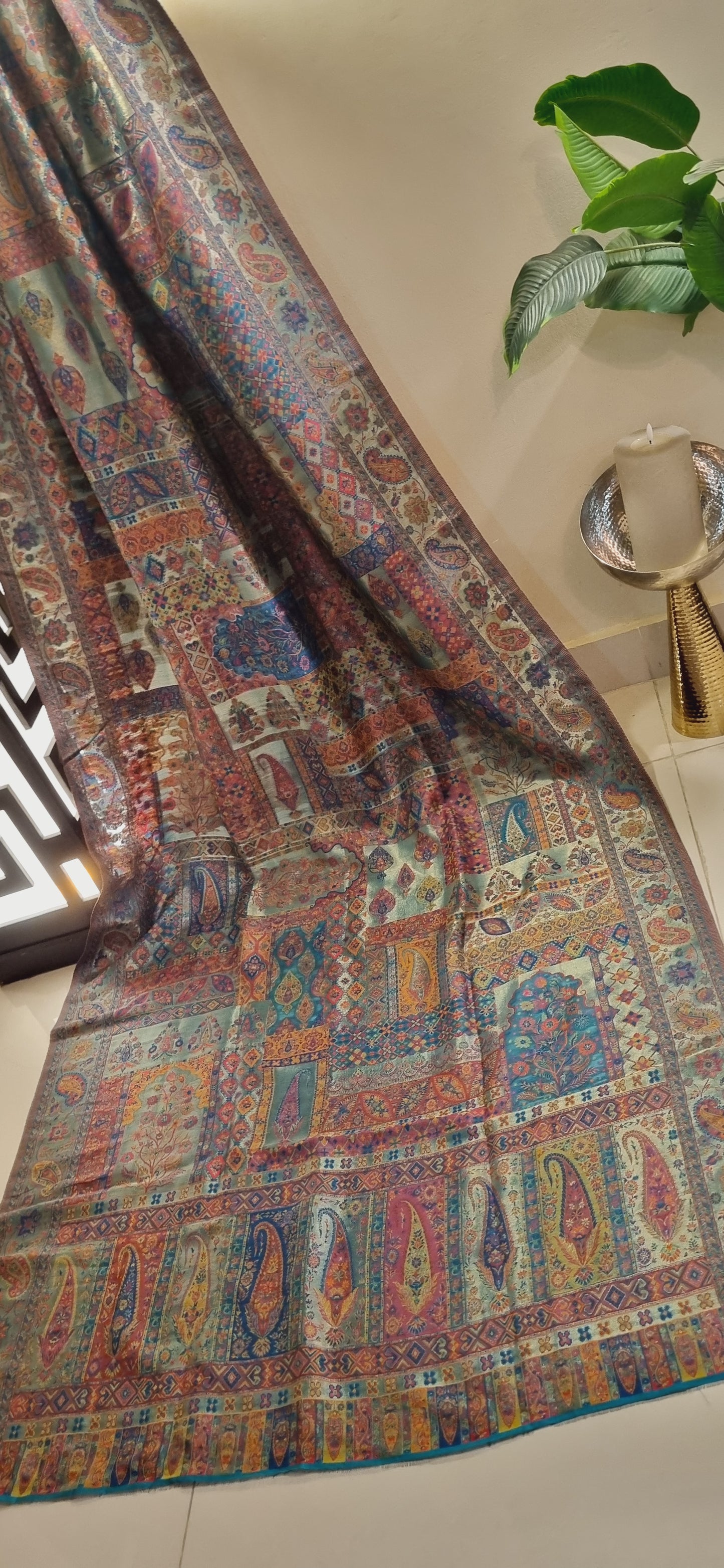 Mariana's moonlight silky pashmina in green