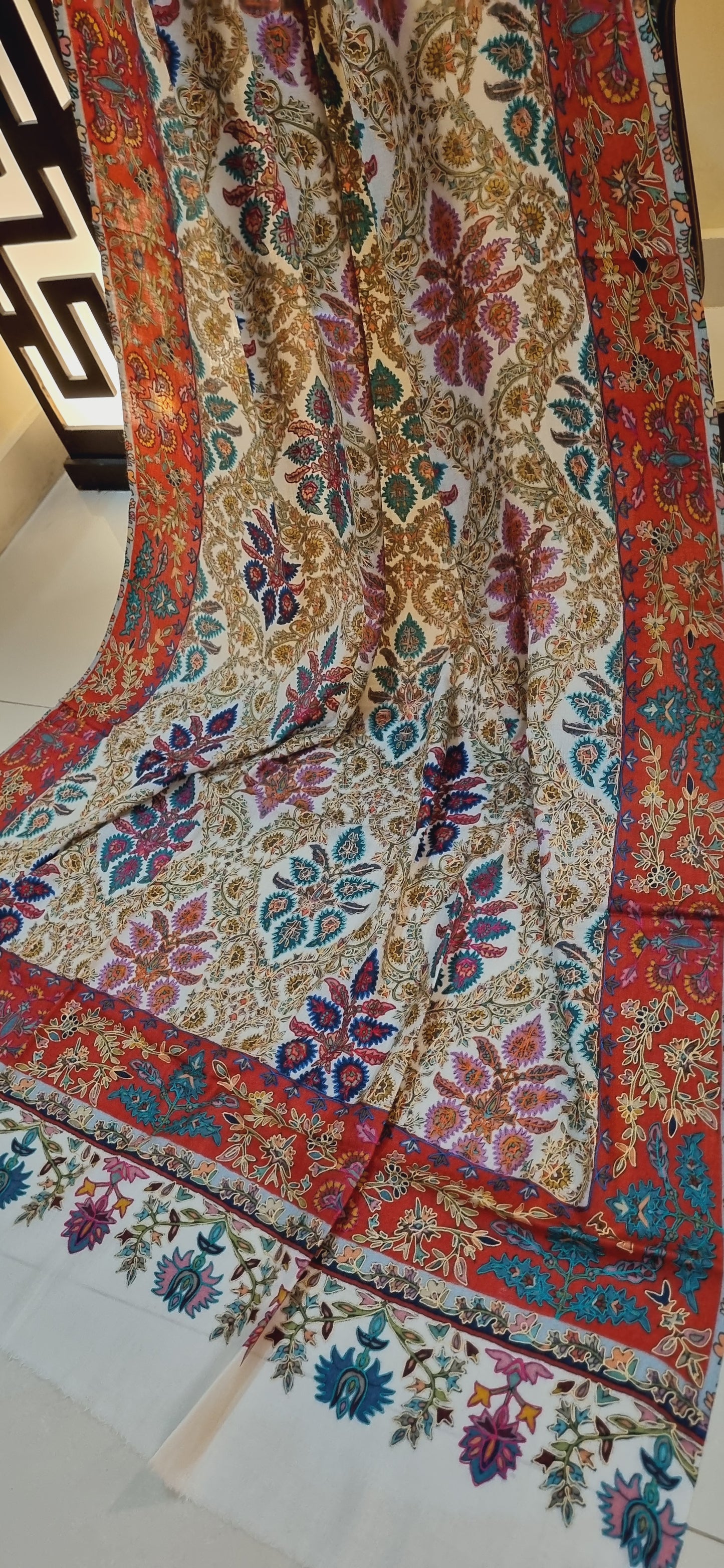 Reelkar pashmina shawl