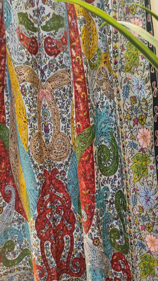 Reelkar embroidered minishawl