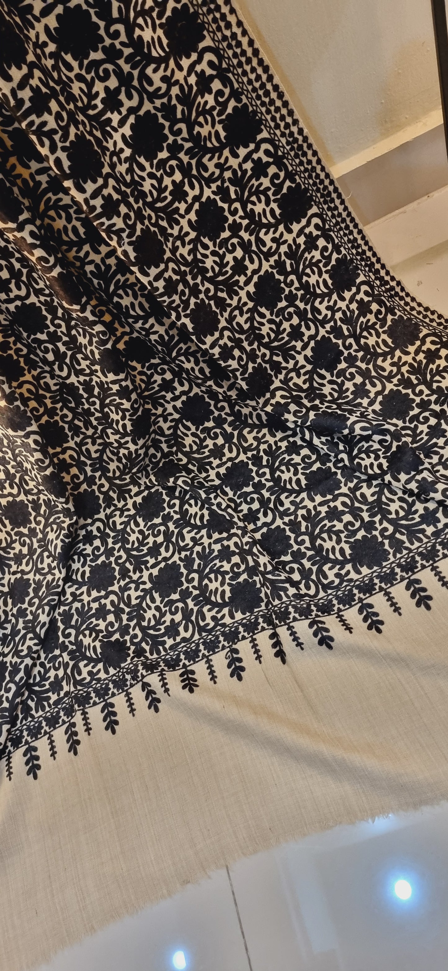 Embroidered pashmina