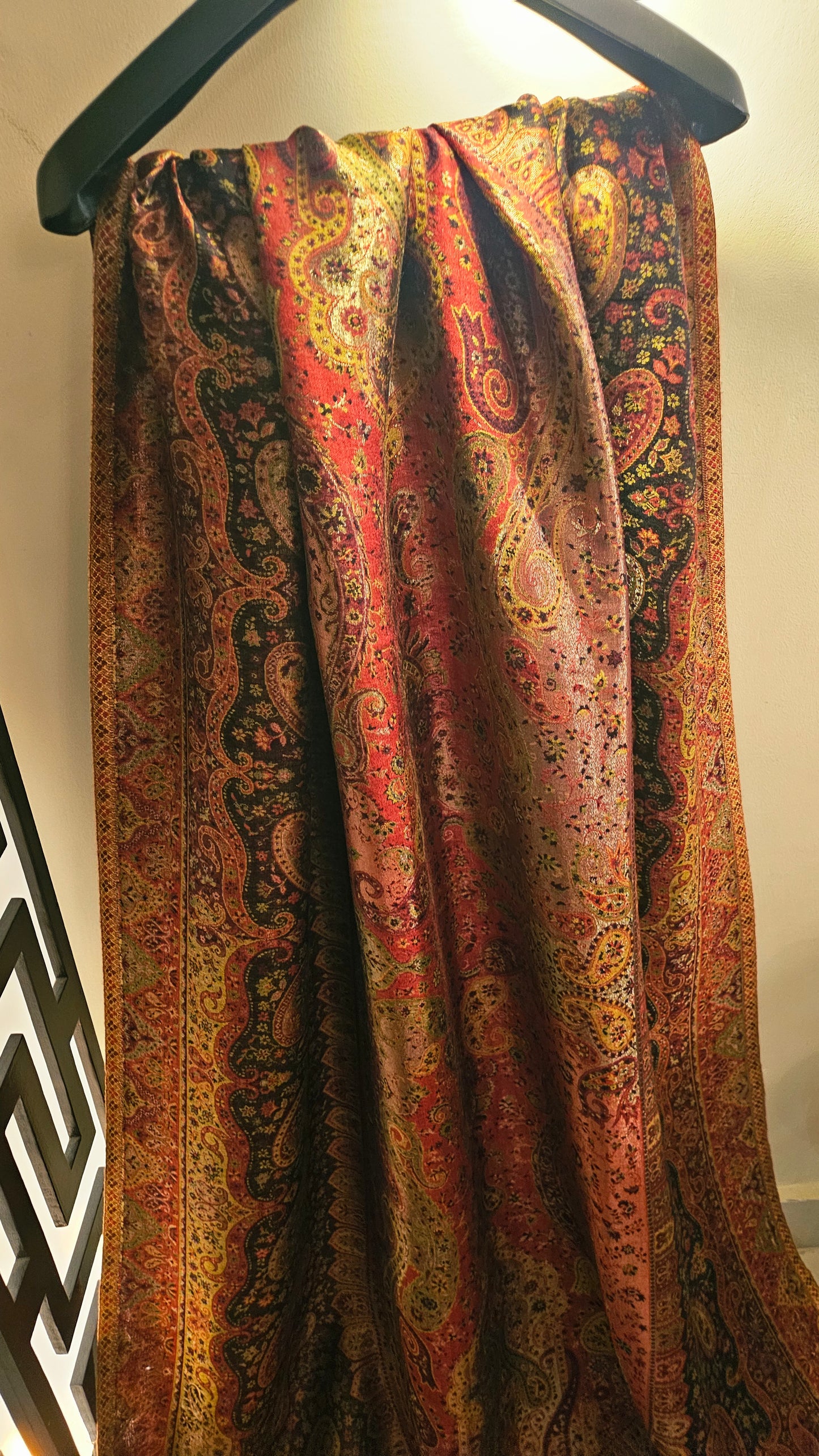 Gandhara reversible kaani: shawl