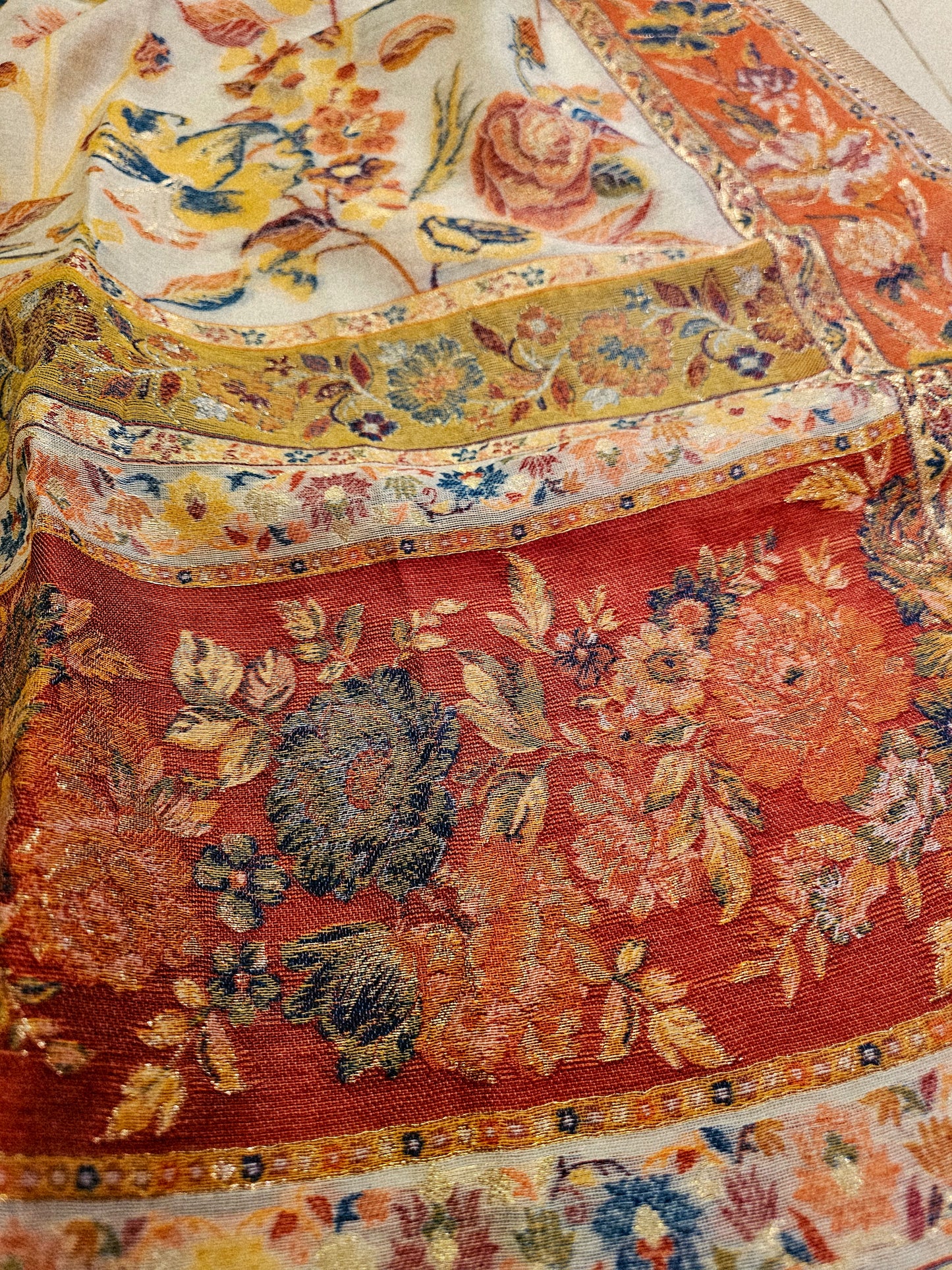 Silk kaani dupata