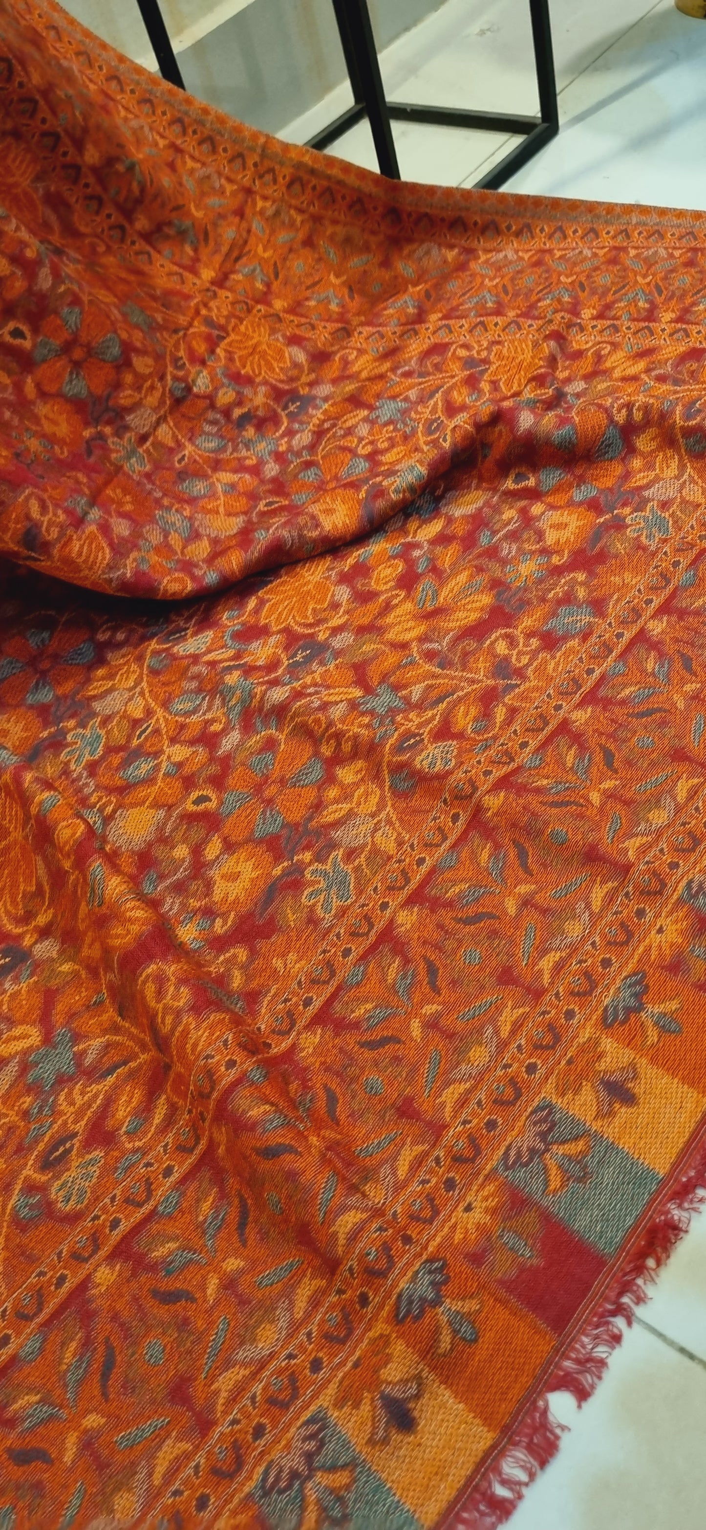 Woolen pashmina kaani shawl