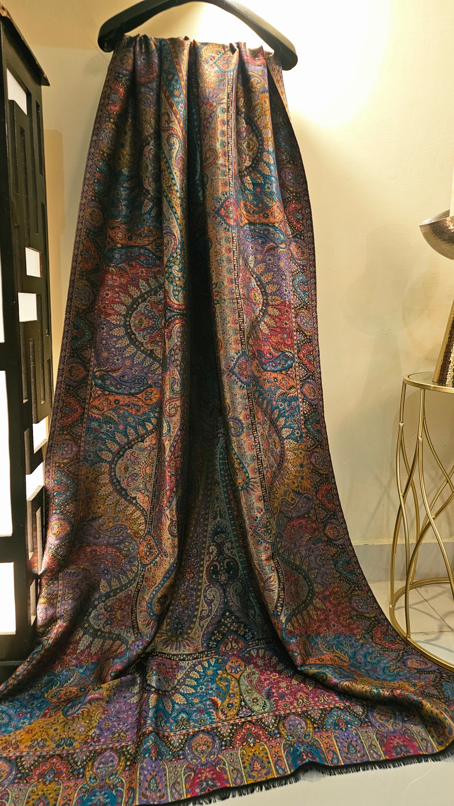 Reversible moonlight gandhara kaani shawl: Pashmina